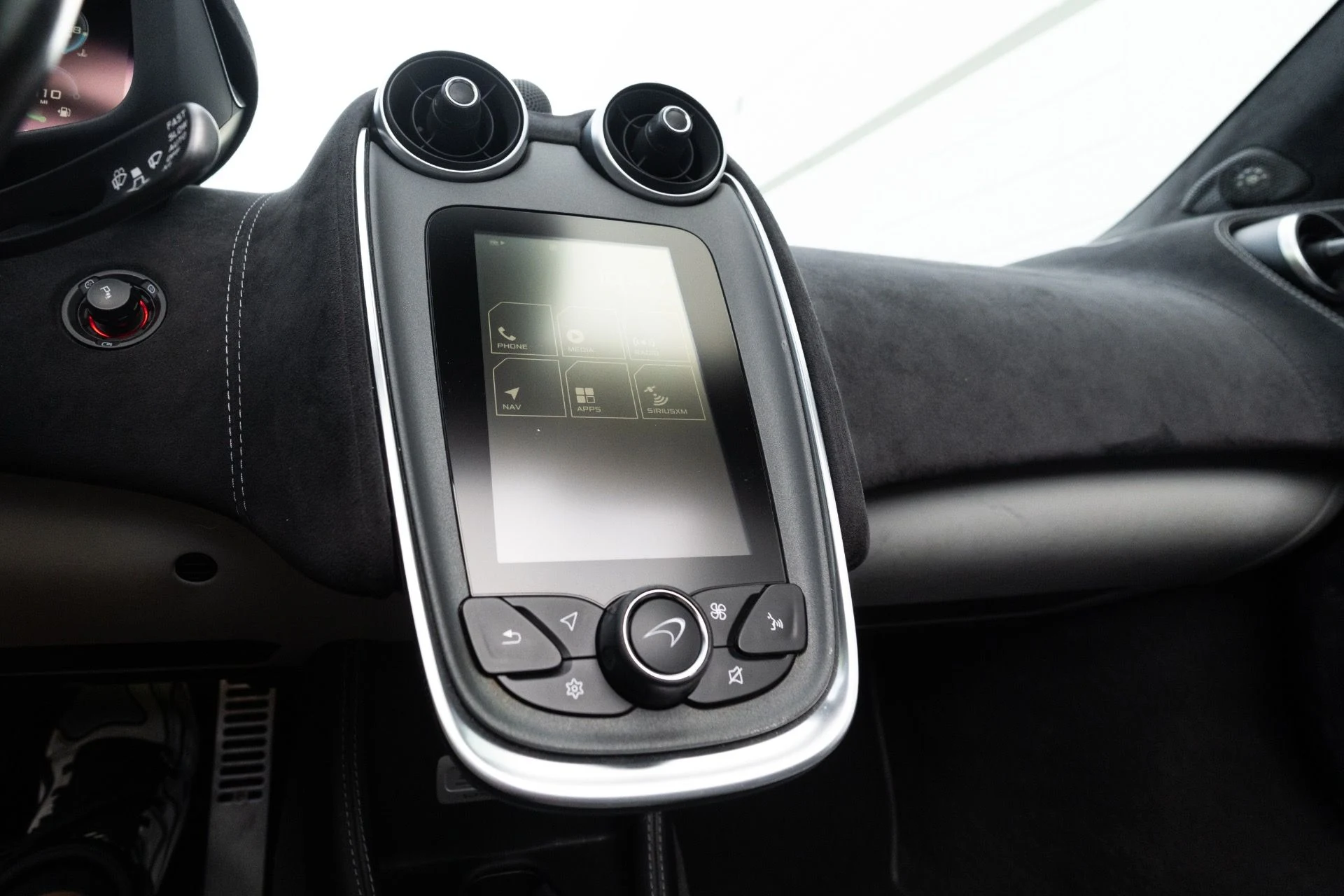 mph057_2652642698_Used_2018_Mc_Laren_570_S_Spider_1773949539_4ec4b1c735