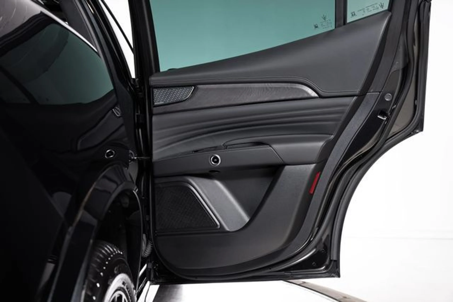 mph057_268611598_bef3b54744e9e2559c9f19be12addca8x_ccb1600ddc