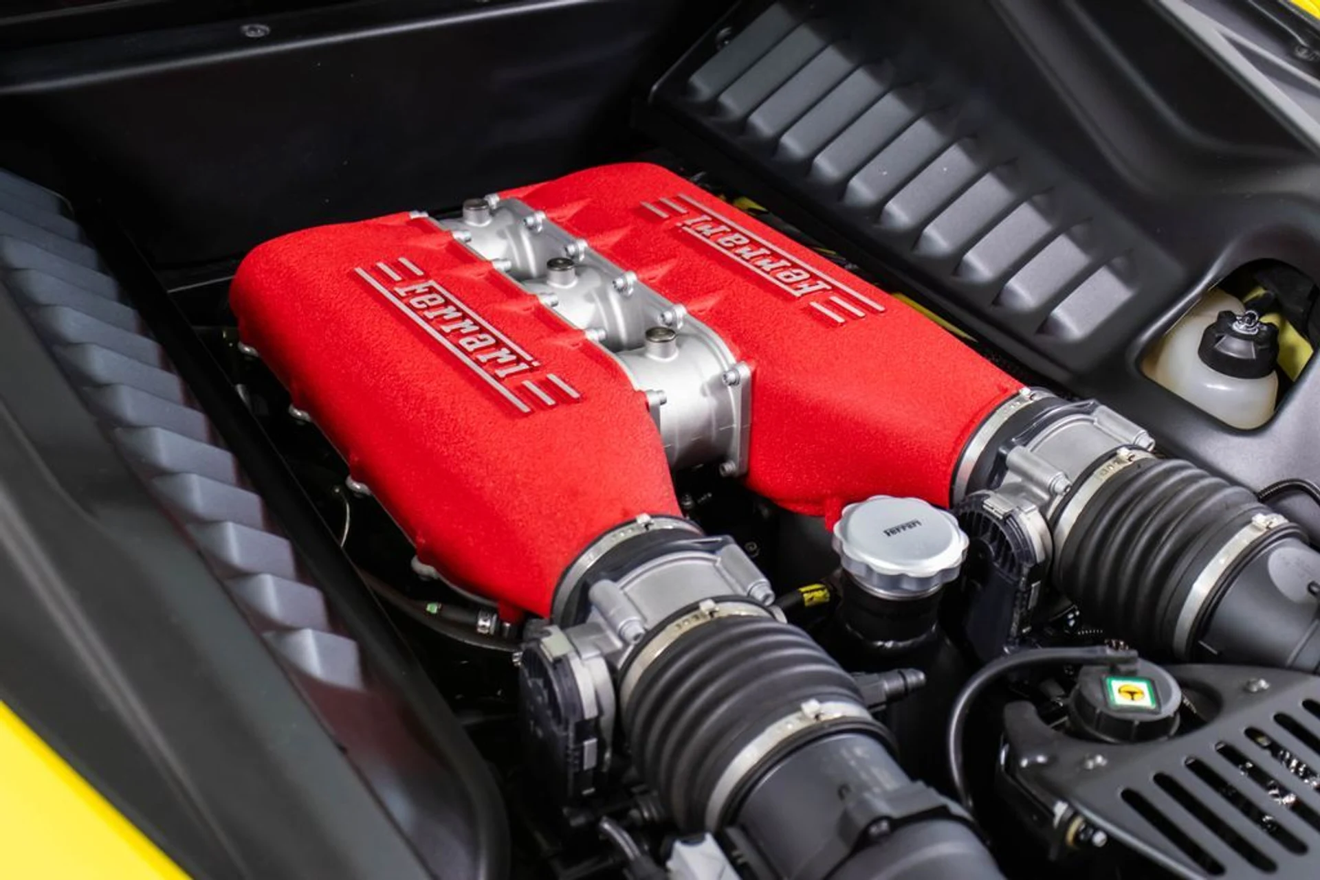 mph057_2702769847_ffc8cad3a31fcb95bb2a373737a09217x_21b2cb7e5b