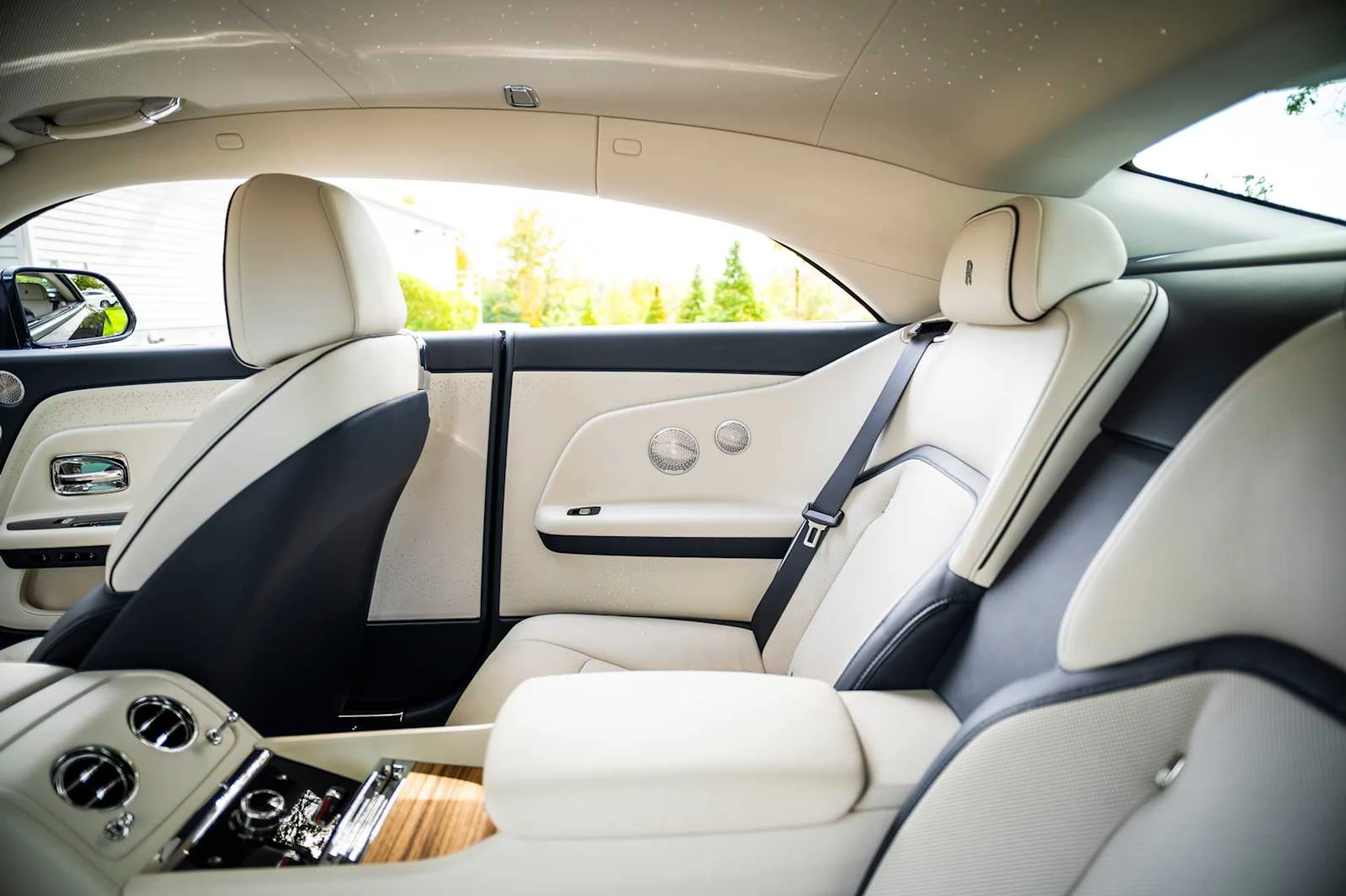 mph057_2735207016_94e0d594a112deaf6a66e875ad3cf824x_086d02e359