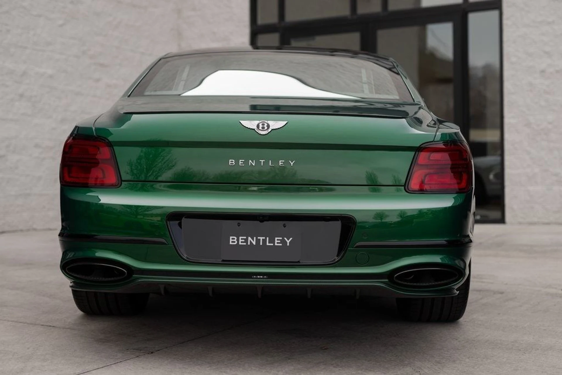 mph057_2763495143_531fcd49e871411275a006ff2cf74356x_016420995f