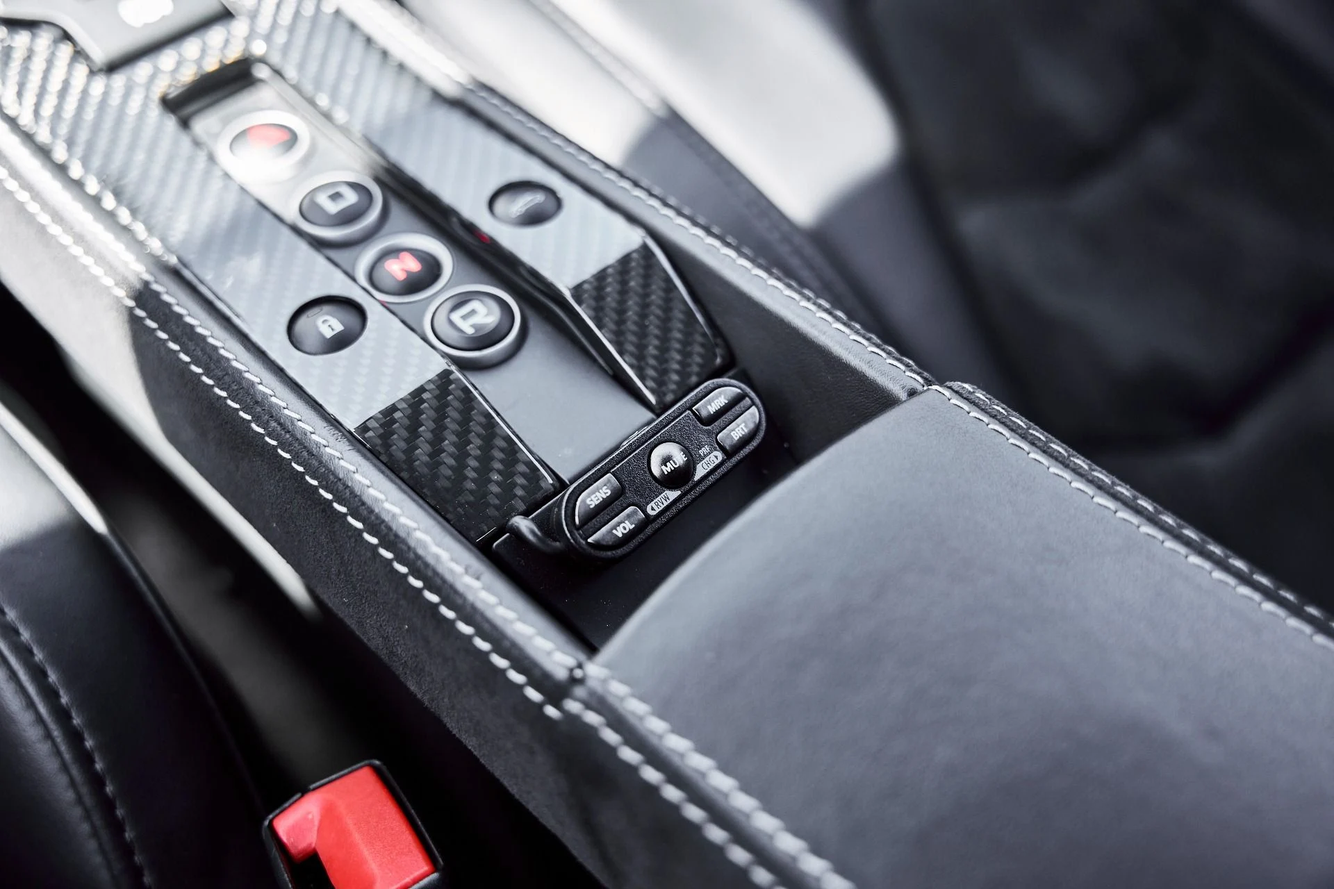 mph057_2770231037_Used_2012_Mc_Laren_MP_4_12_C_Base_1777009292_0015ee968f