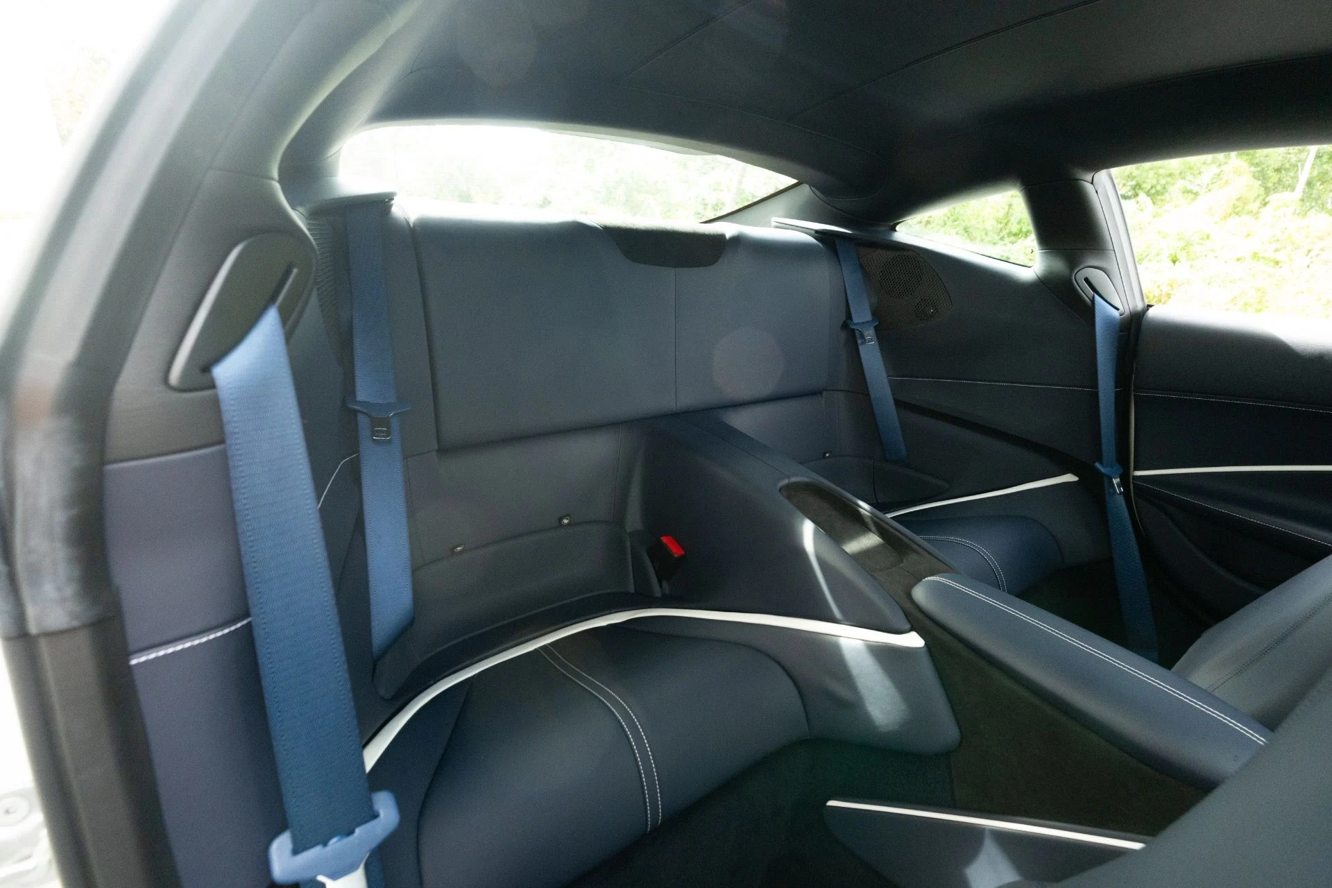 mph057_2777871302_Used_2022_Ferrari_Roma_1764790144_6f7a30b845