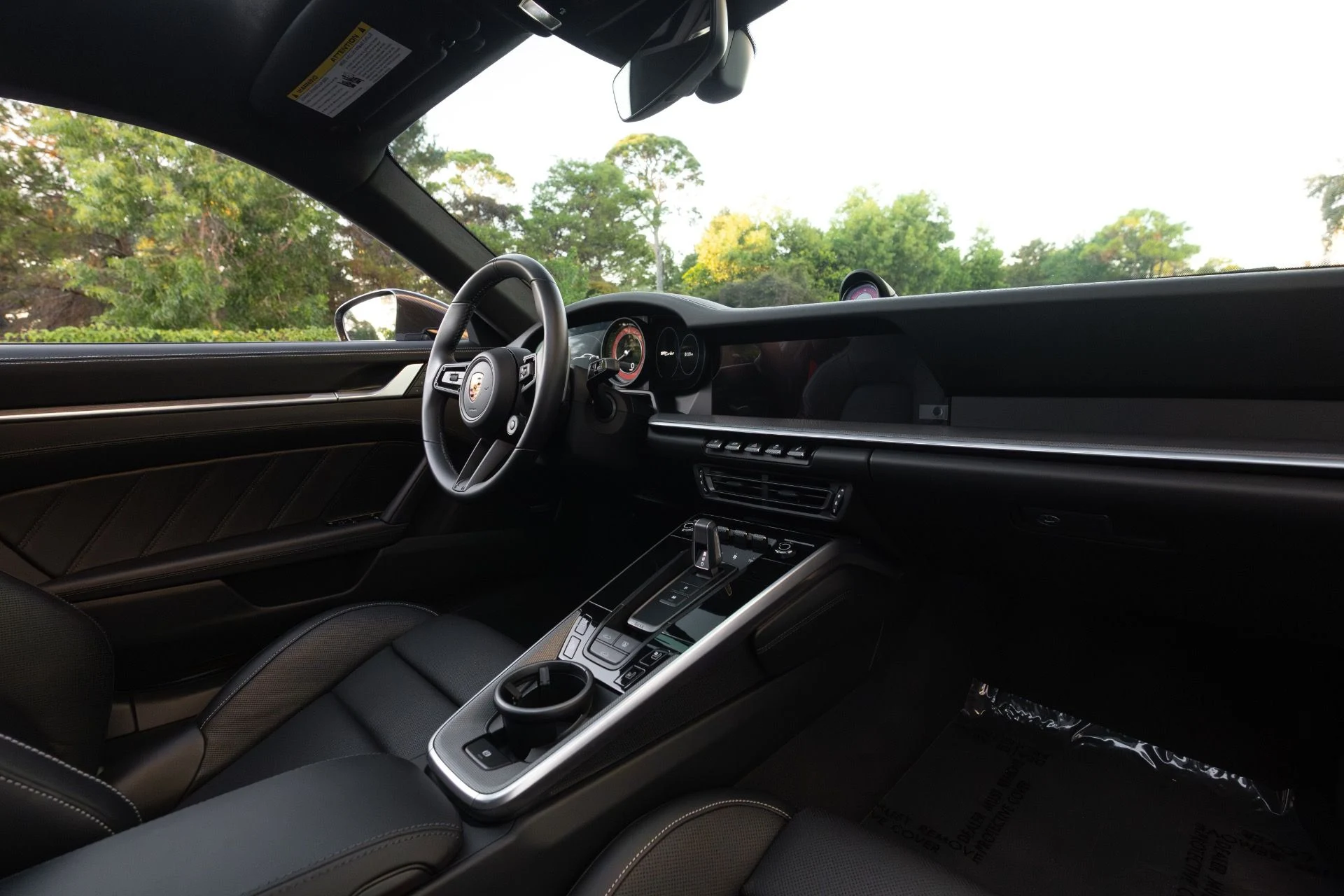 mph057_2846132945_Used_2024_Porsche_911_Turbo_1762281596_c1e833f0cf