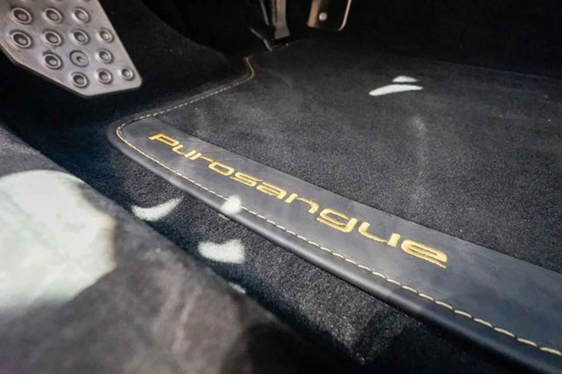 mph057_2896320785_23015679_58_9383e0b7a3