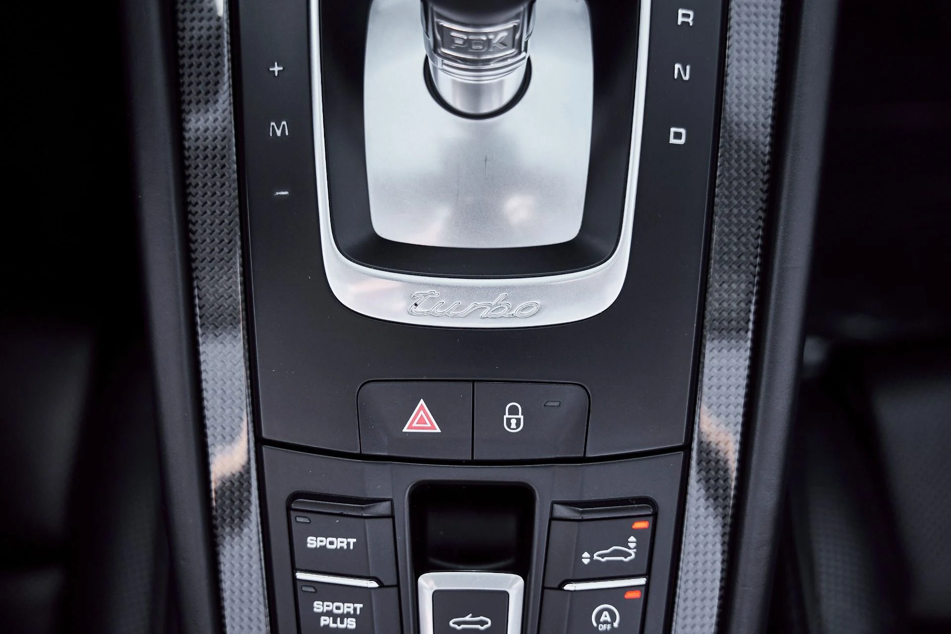 mph057_2902094594_Used_2014_Porsche_911_Turbo_S_1776734637_139bb0c1d5