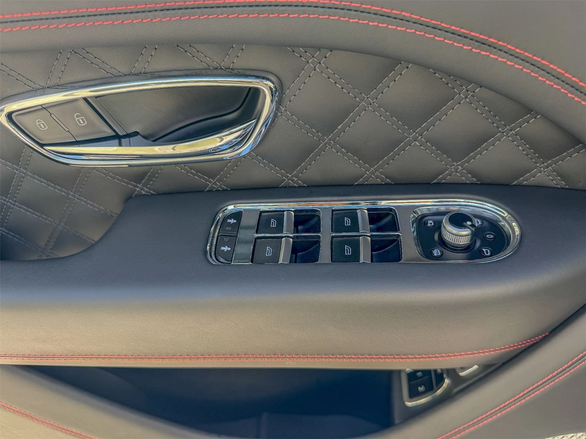 mph057_2924097339_63767162c8f8a8738e968365aa40d37b_6f2842f443