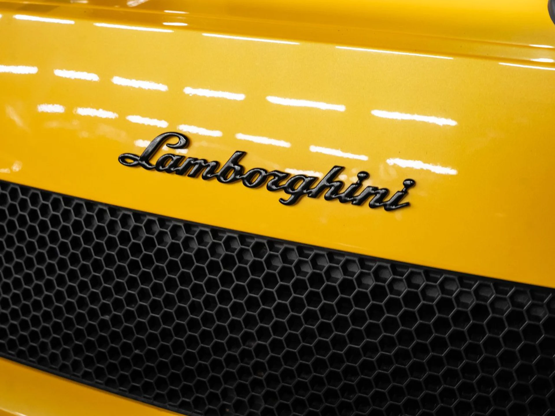 mph057_2933277169_lamborghini_gallardo_2006_eb9cf0adf9