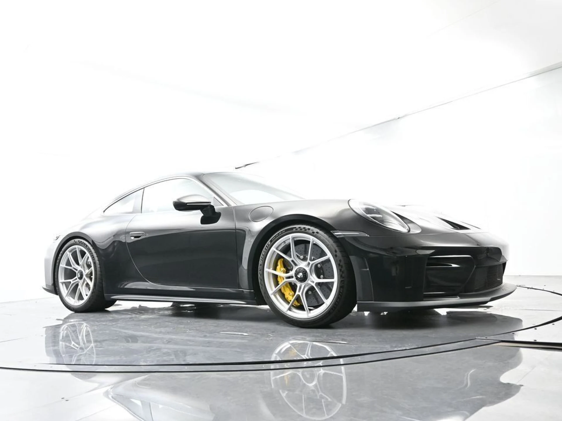 mph057_295219149_960a5b70d62fdae486b1a63b711e41f3_652c4e6d8a