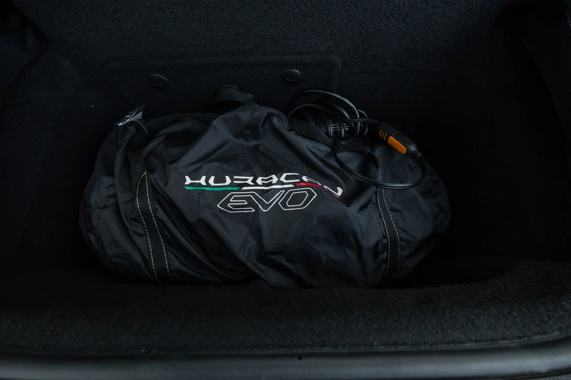 mph057_3013466664_Used_2020_Lamborghini_Huracan_EVO_1764467749_2d2fae24ee