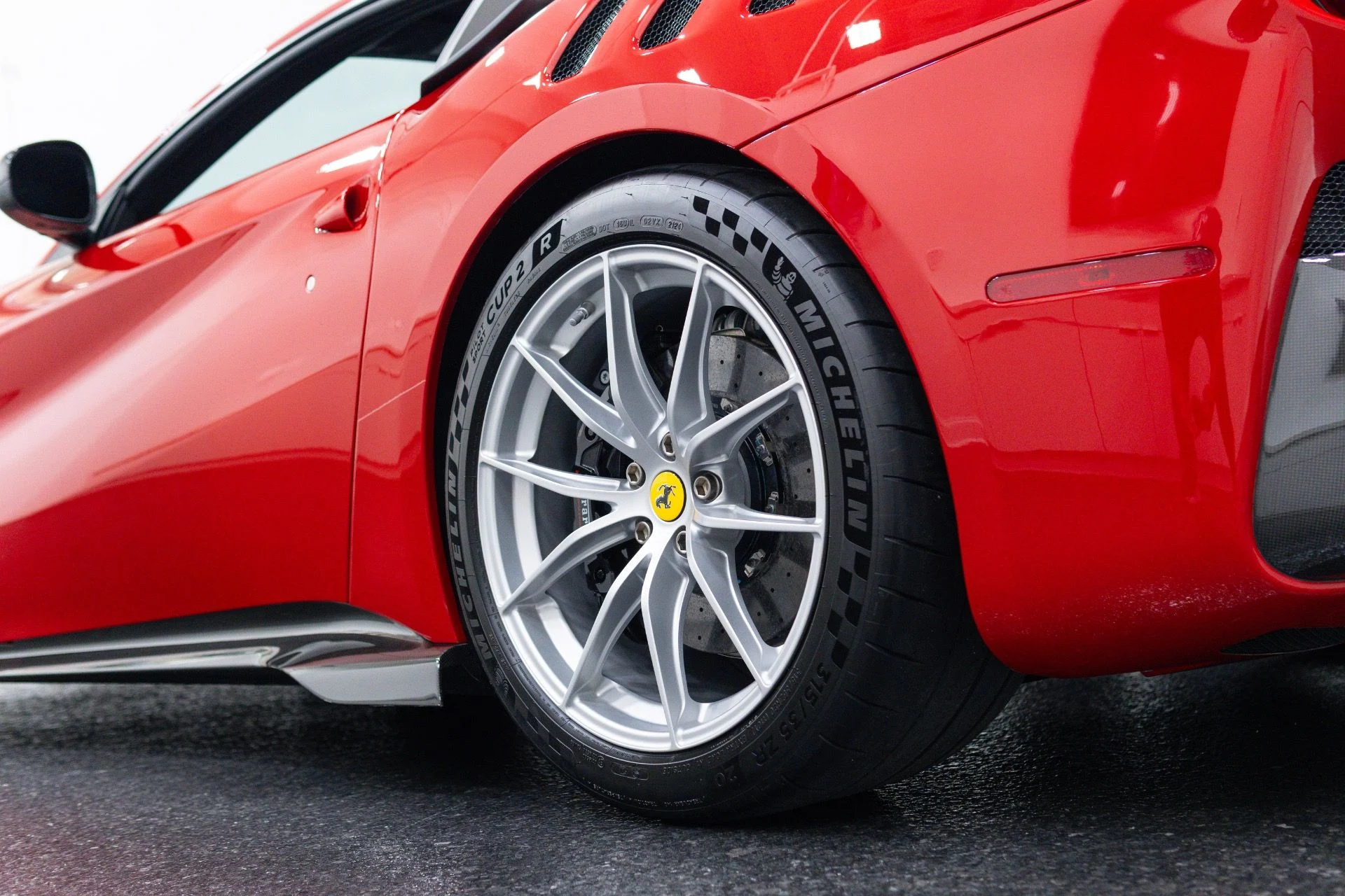 mph057_3038517268_Used_2017_Ferrari_F12tdf_1788471792_da42aea125