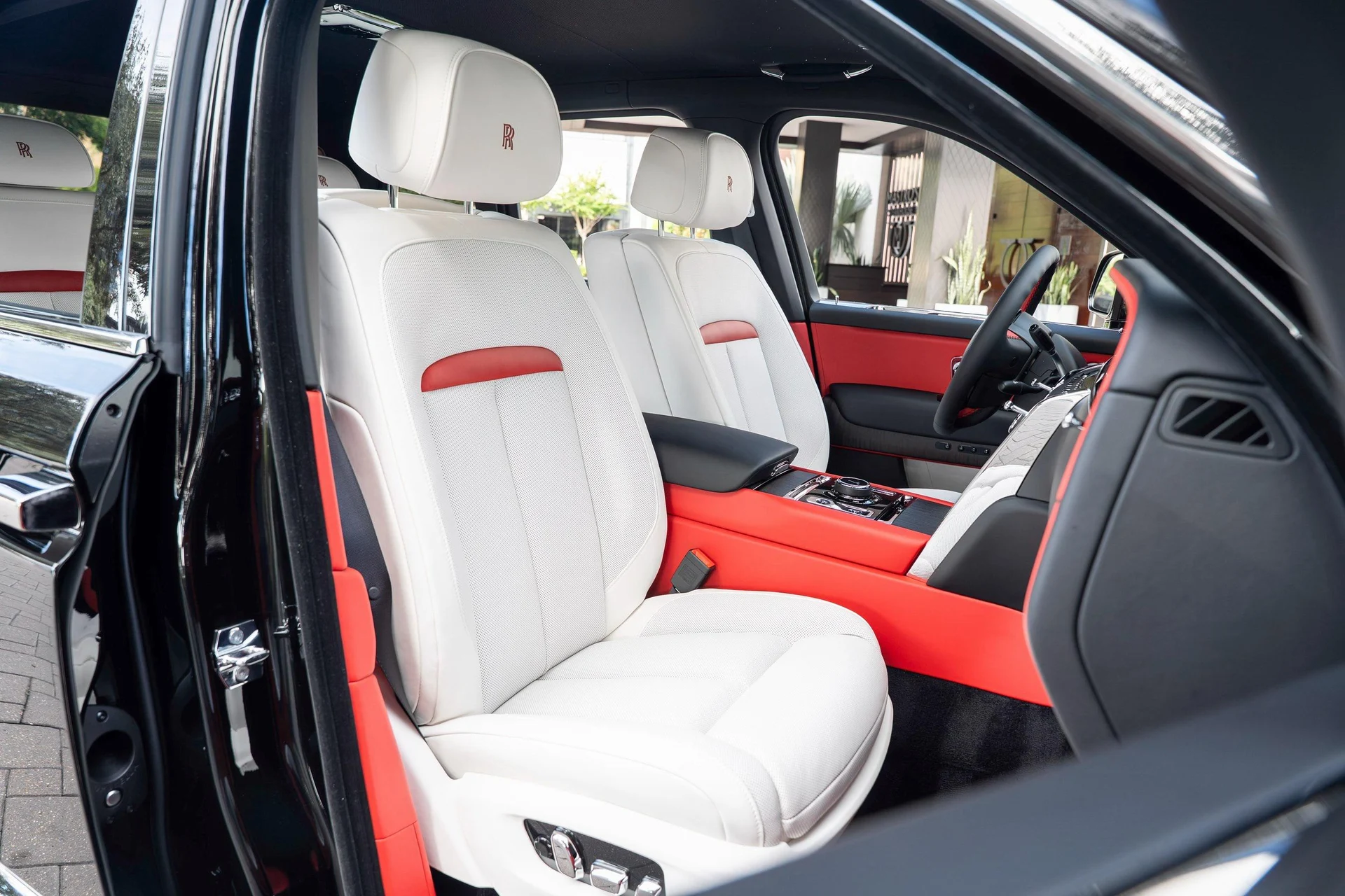 mph057_3038662374_459512611_695cc2568f3ee920bf518768_073482c2d5