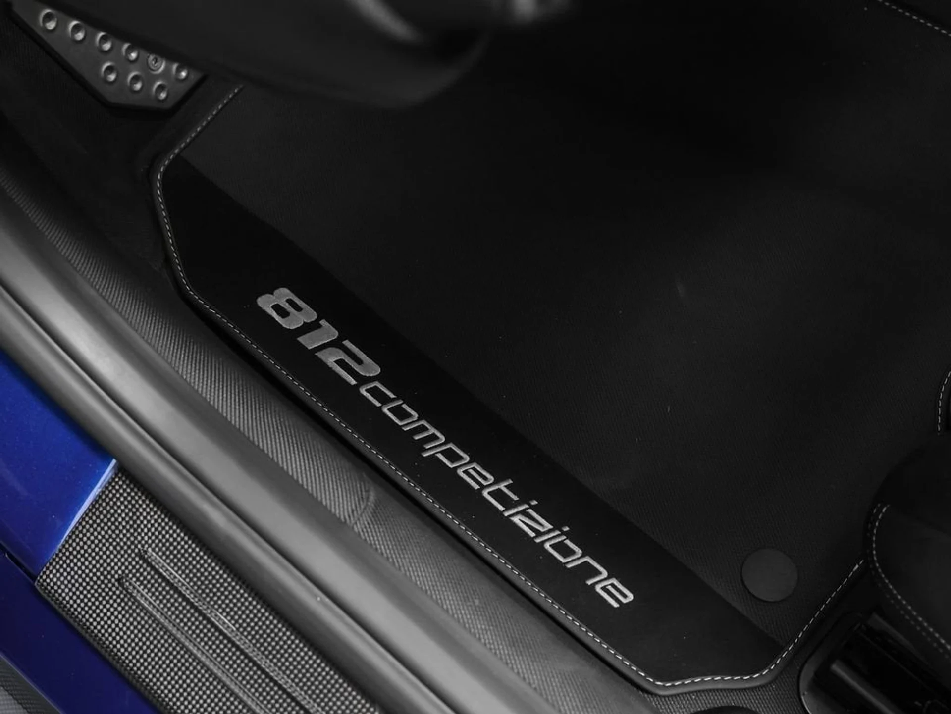 mph057_3049180693_58_70d0f7943e