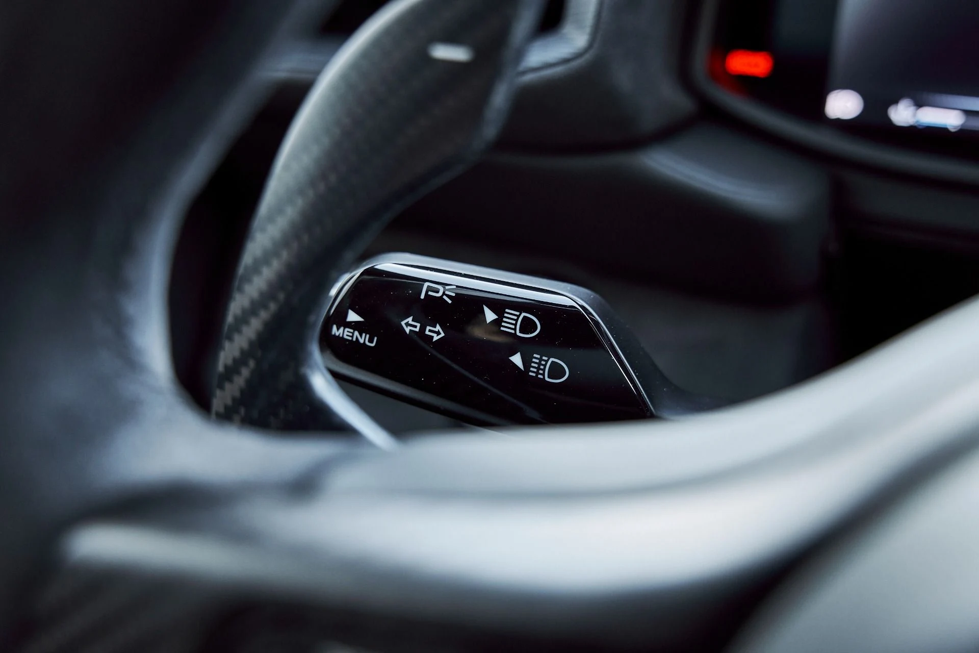 mph057_3096950163_Used_2024_Maserati_MC_20_Base_1772679301_de4e198d36