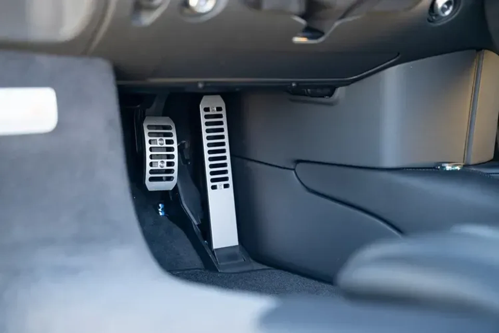 mph057_309908773_n68_SP_1_Bs2_UYZ_4w_M9_med_28decb0c58