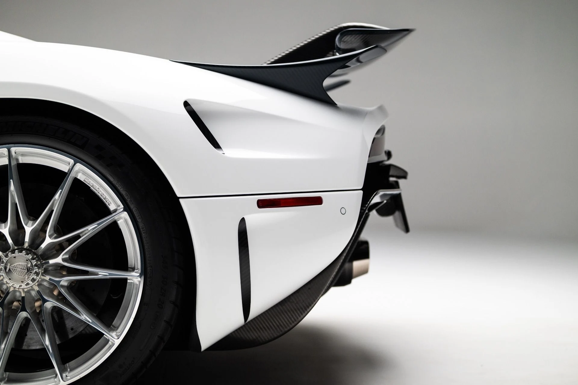 mph057_3112821159_13358_p58_l_29dbb63e71