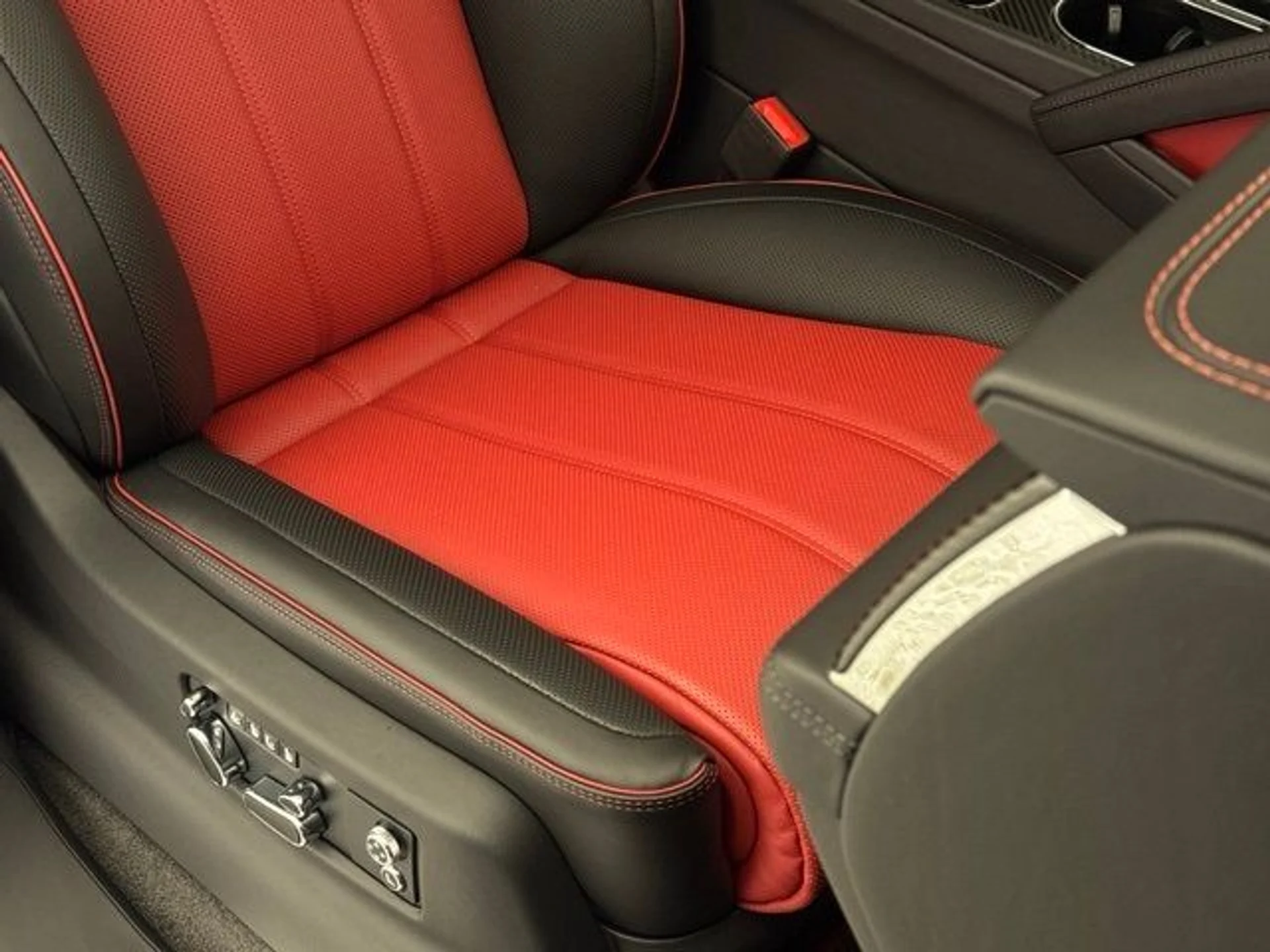 mph057_314016077_wnhypktf3ol27bs6ebb1ys9h44va_3805cc9490