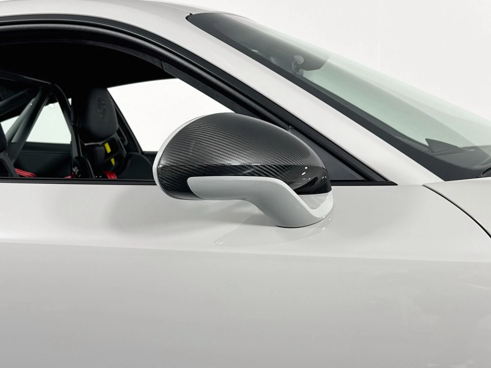 mph057_3151581092_Used_2018_Porsche_911_GT_3_1787596711_99f29a283c