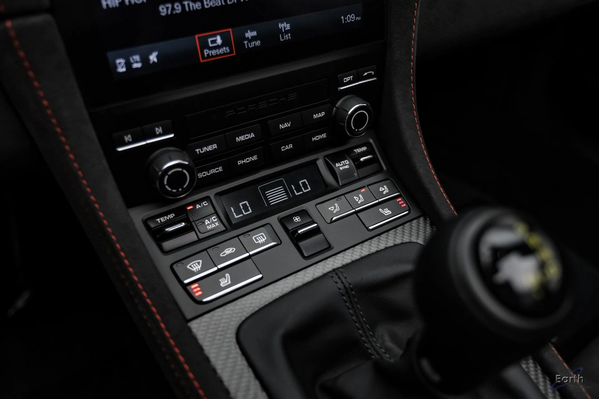 mph057_3193871731_19353a3f1a8c2d1399a9a3b6a959523cx_10ffb40e0b