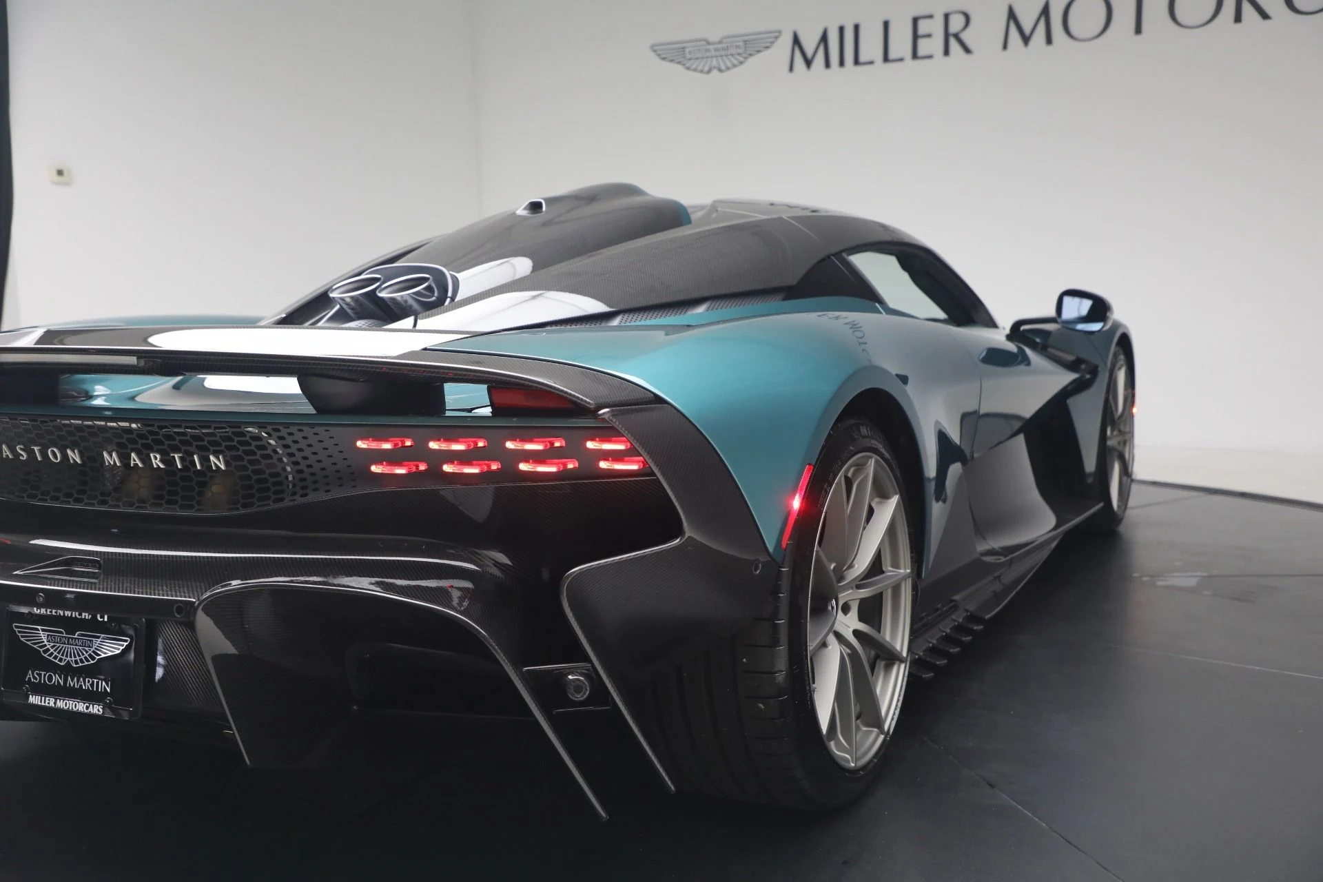 mph057_3197579381_New_2026_Aston_Martin_Valhalla_1779312617_1d8cf84c3d