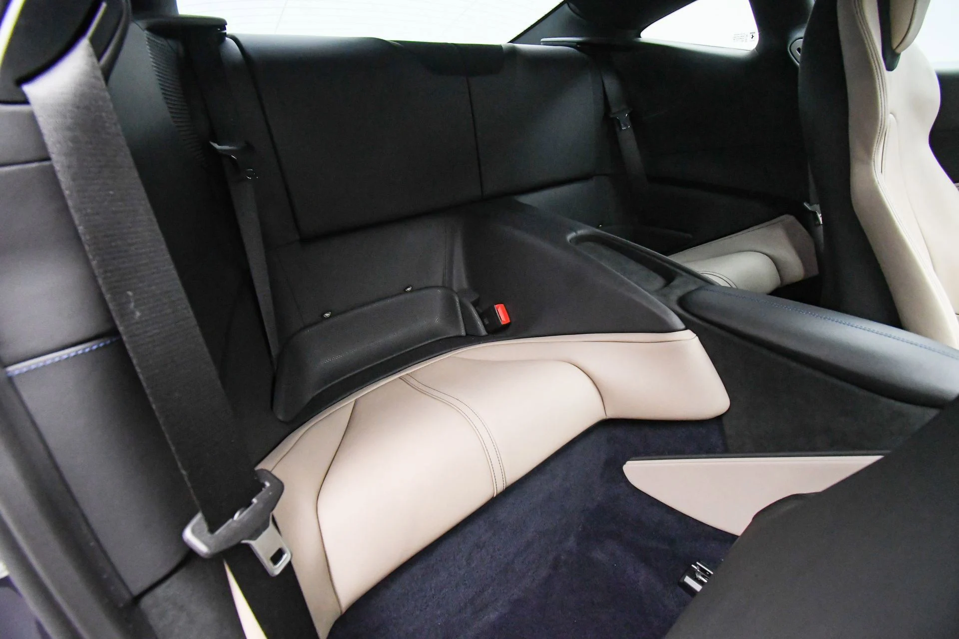 mph057_320881001_b1f2e39fc4034902a4644afc5351c75d_4692547252