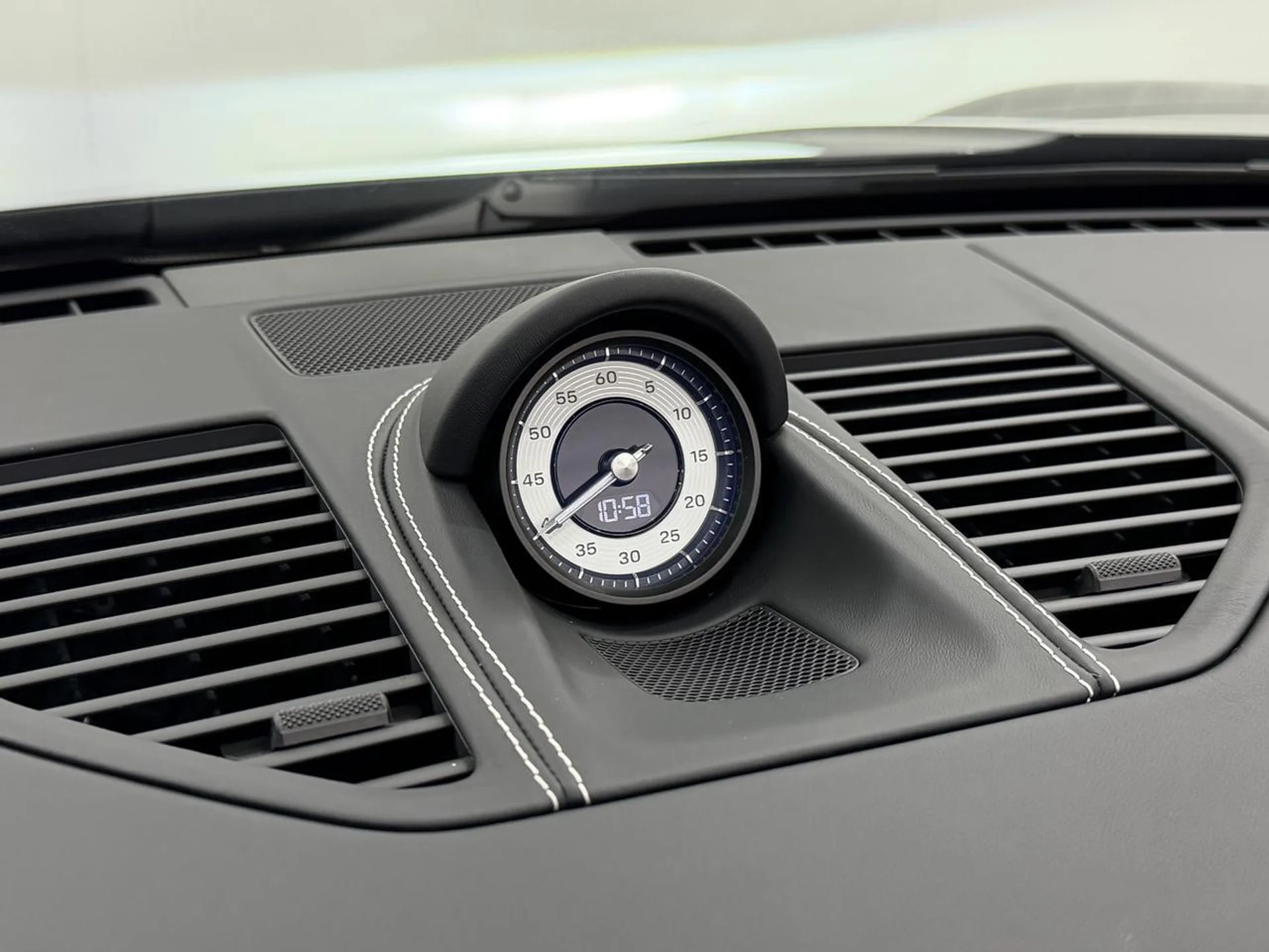 mph057_3241153586_c30e7e4a9c3f2fcd8beb5544ce9457e1_8db36e31fe