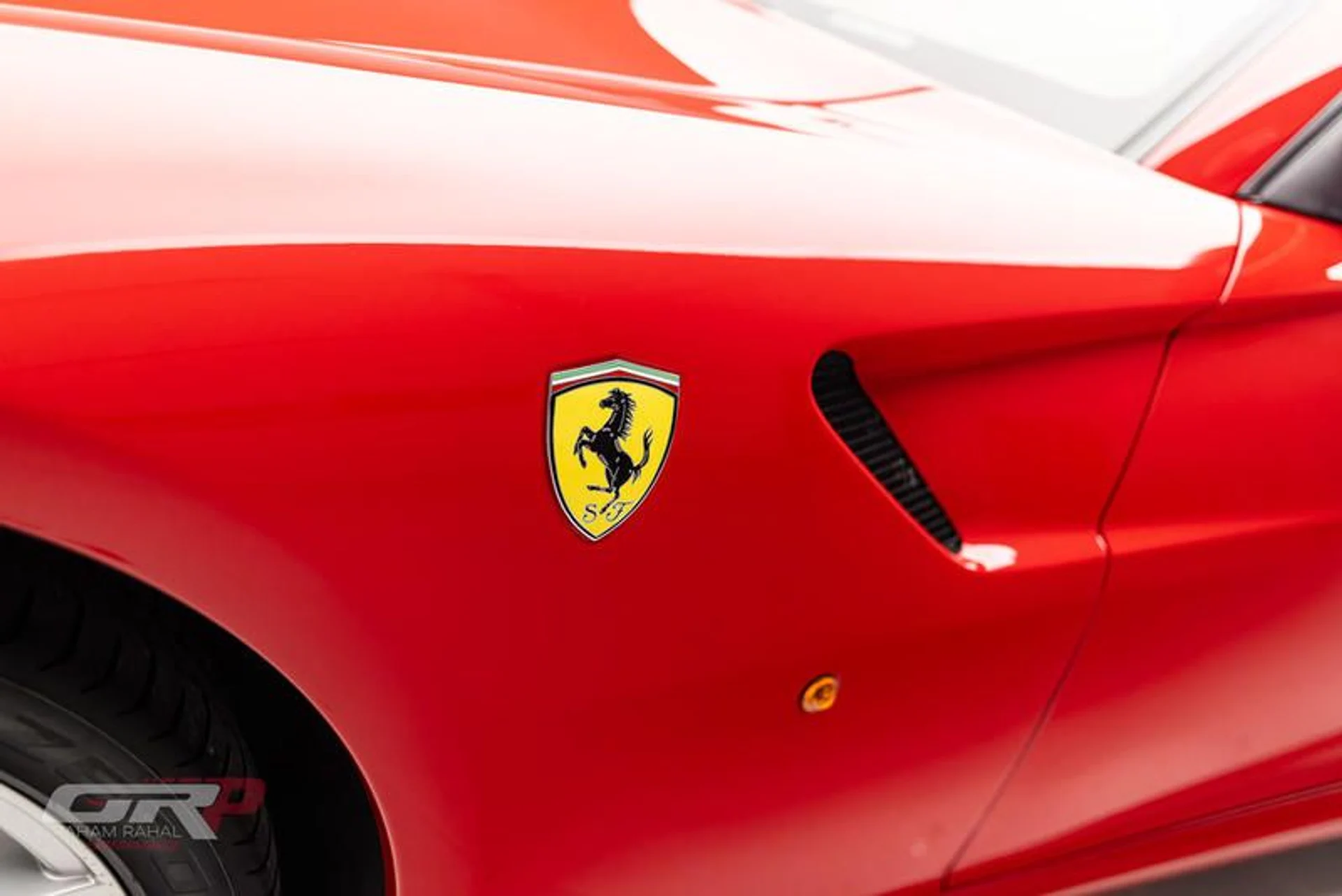 mph057_3258286409_23_D3_FB_02_77_F4_4_F0_C_A87_F_B0_E8925371_B6_d4f39f6f1a