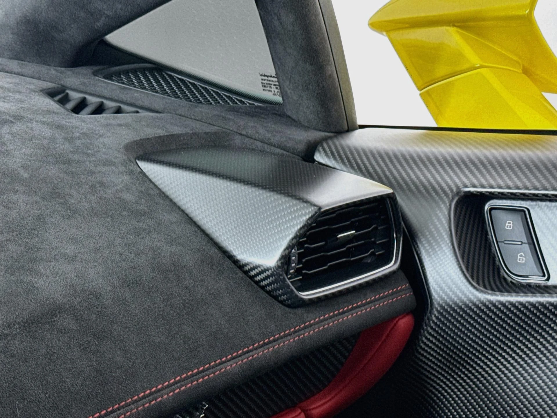 mph057_329096143_Used_2023_Lamborghini_Huracan_Tecnica_1793401540_18894d02f9