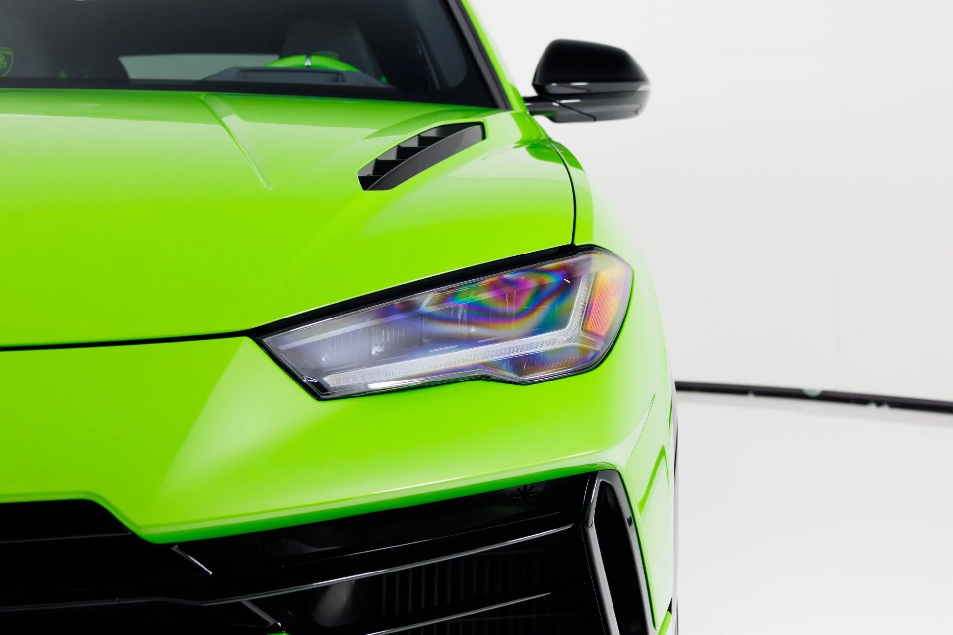 mph057_331407918_Used_2023_Lamborghini_Urus_S_1769555052_e4750d7455