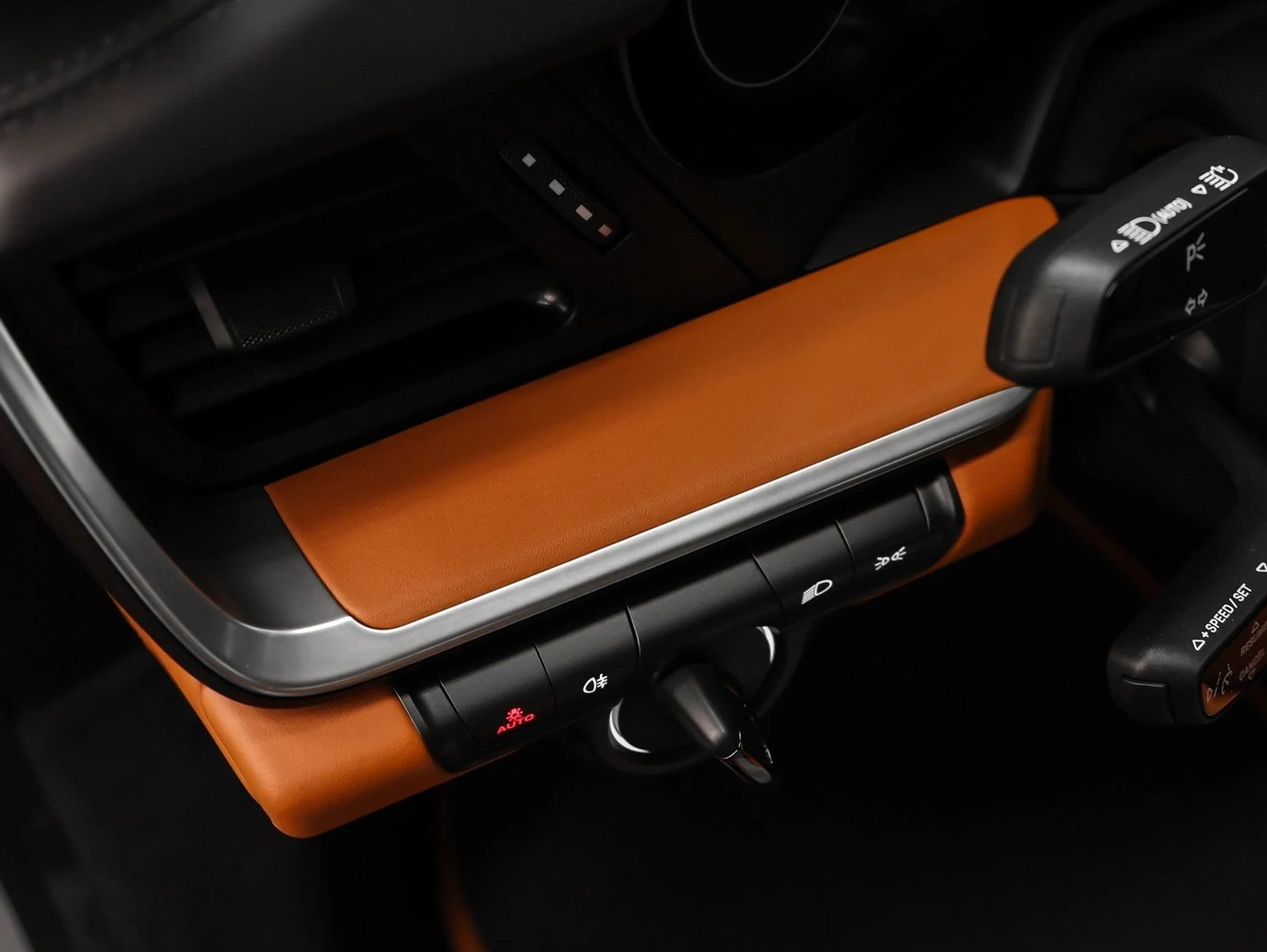 mph057_3355319669_58_43b419129b