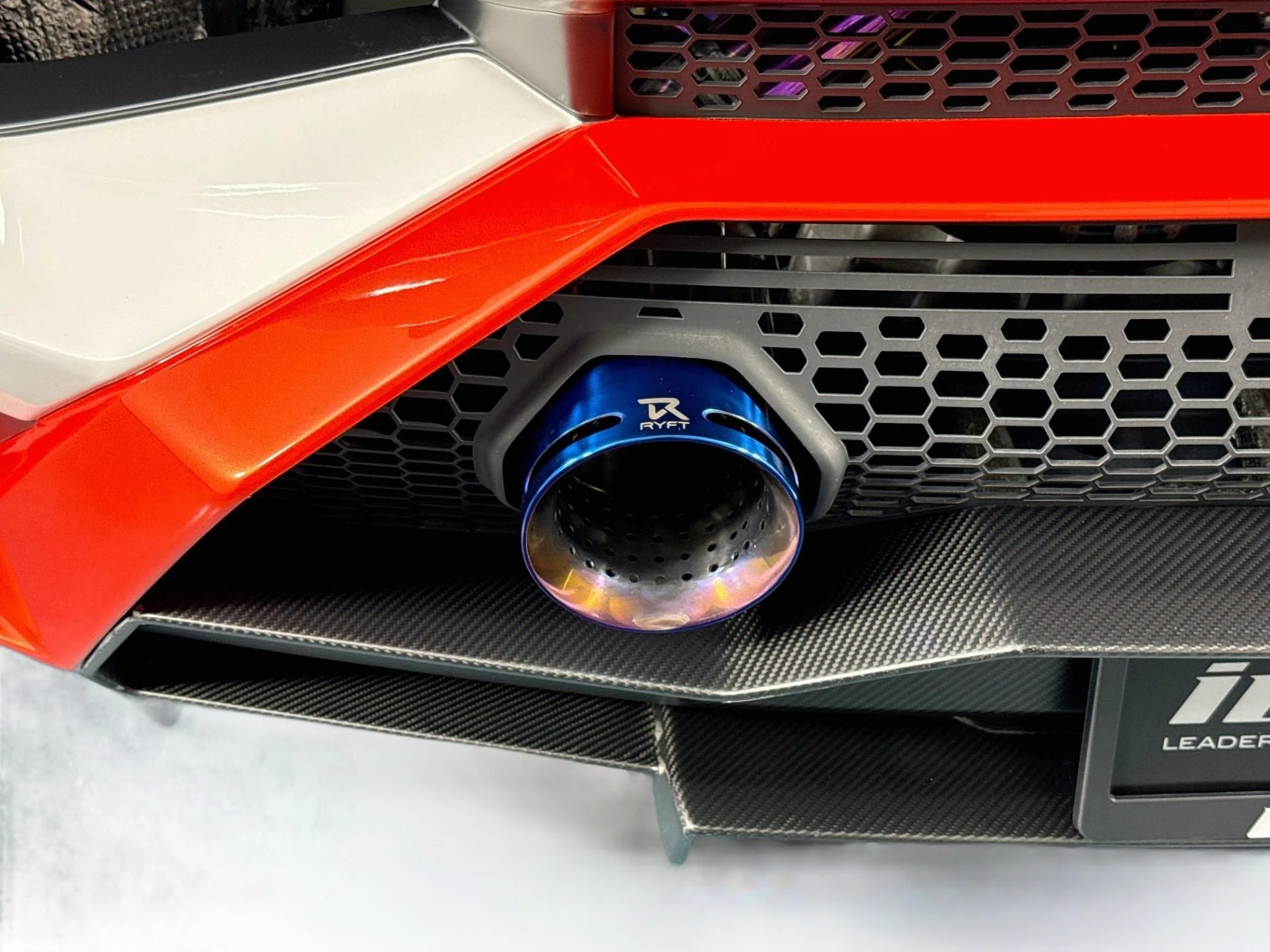 mph057_3367664216_Used_2022_Lamborghini_Huracan_STO_1789147618_5d27960637