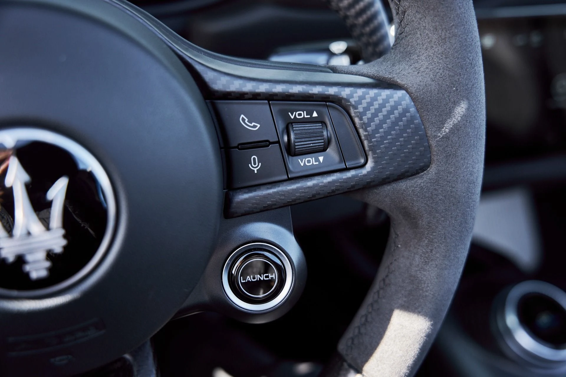 mph057_3448359804_Used_2023_Maserati_MC_20_1769481279_556b3affa4