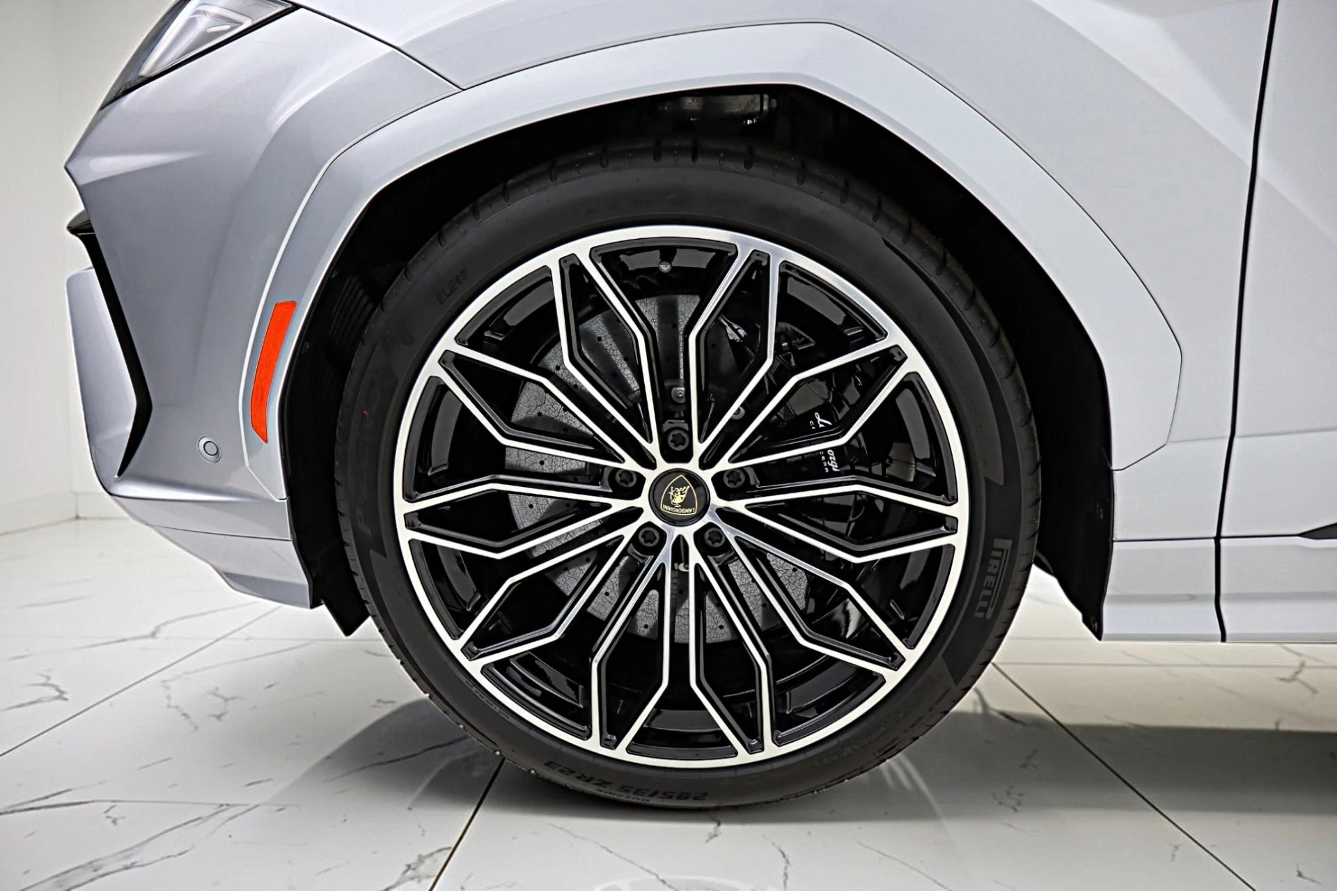 mph057_3458241660_Used_2026_Lamborghini_Urus_SELEASE_OPTIONS_AVAILABLE_095581b193