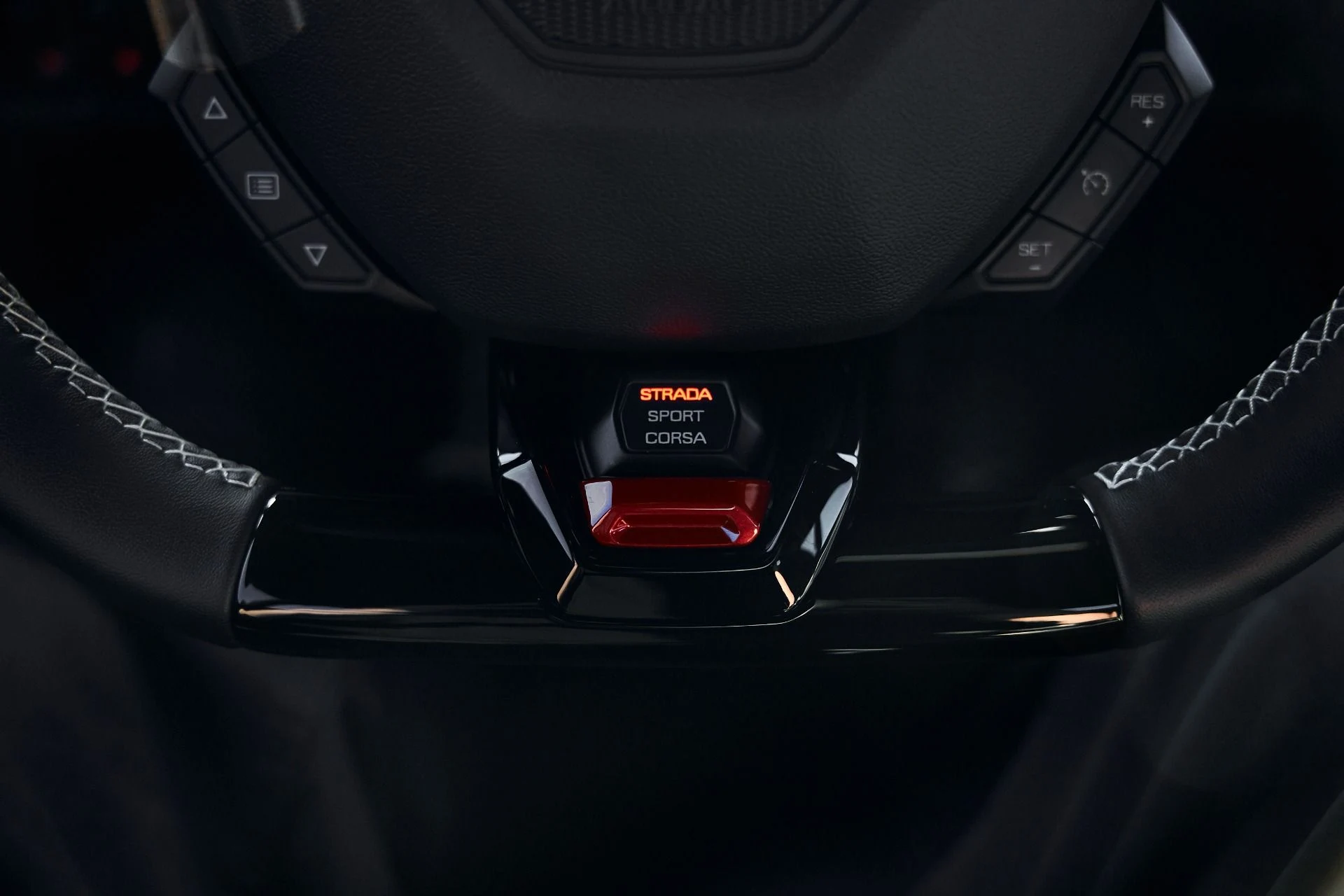 mph057_3470443173_Used_2023_Lamborghini_Huracan_Tecnica_Base_1774403270_95f22cbf85