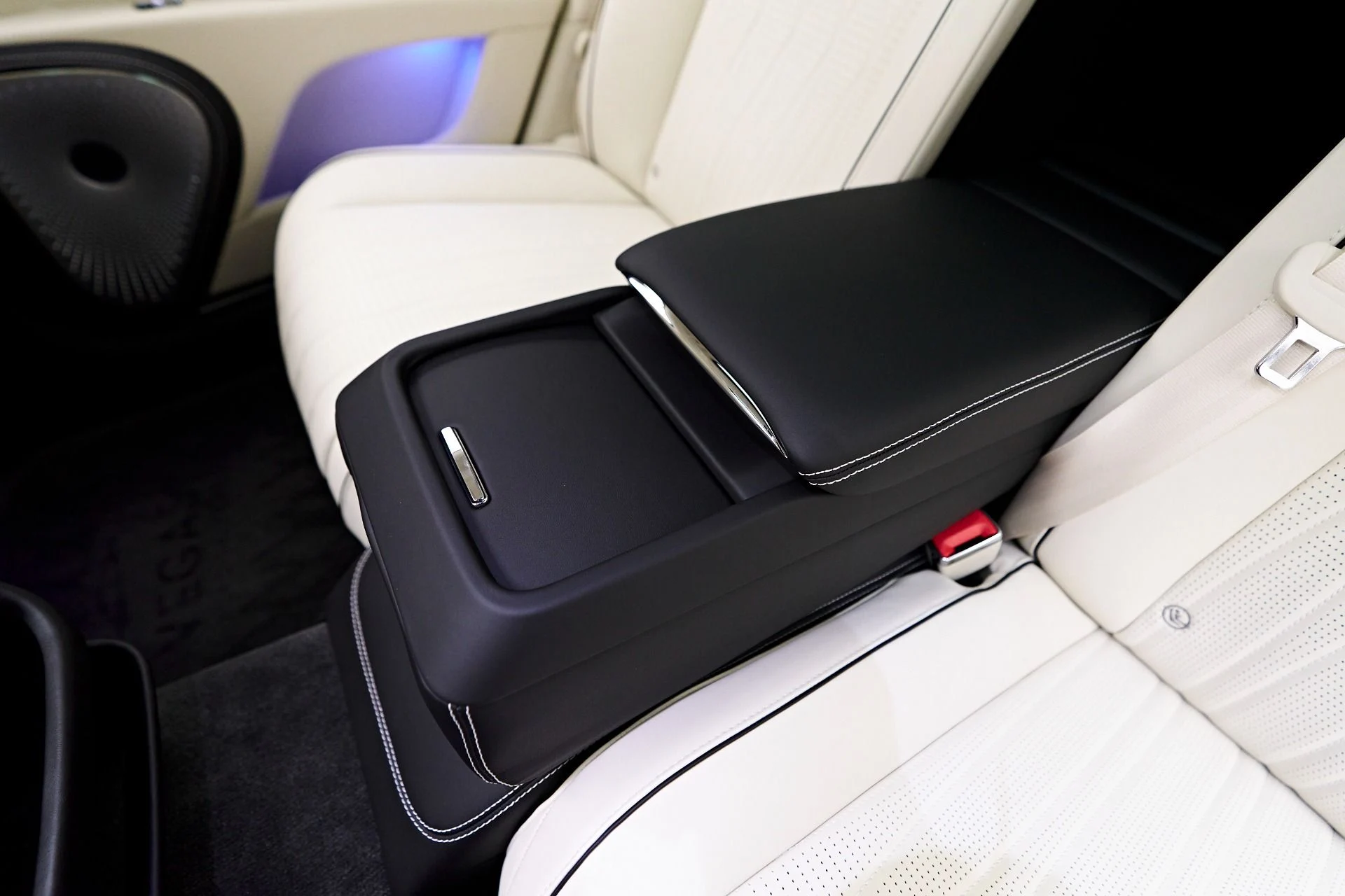 mph057_3475394308_Used_2021_Bentley_Flying_Spur_V8_1755391879_41a8a93c91