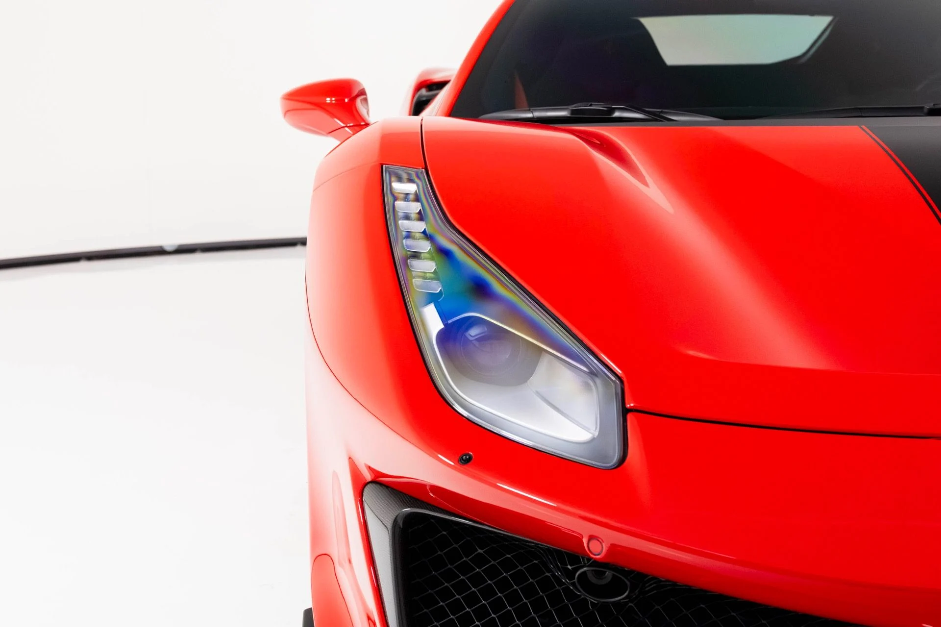 mph057_3503133351_Used_2019_Ferrari_488_Pista_Coupe_1764015874_a8b3e28a5c