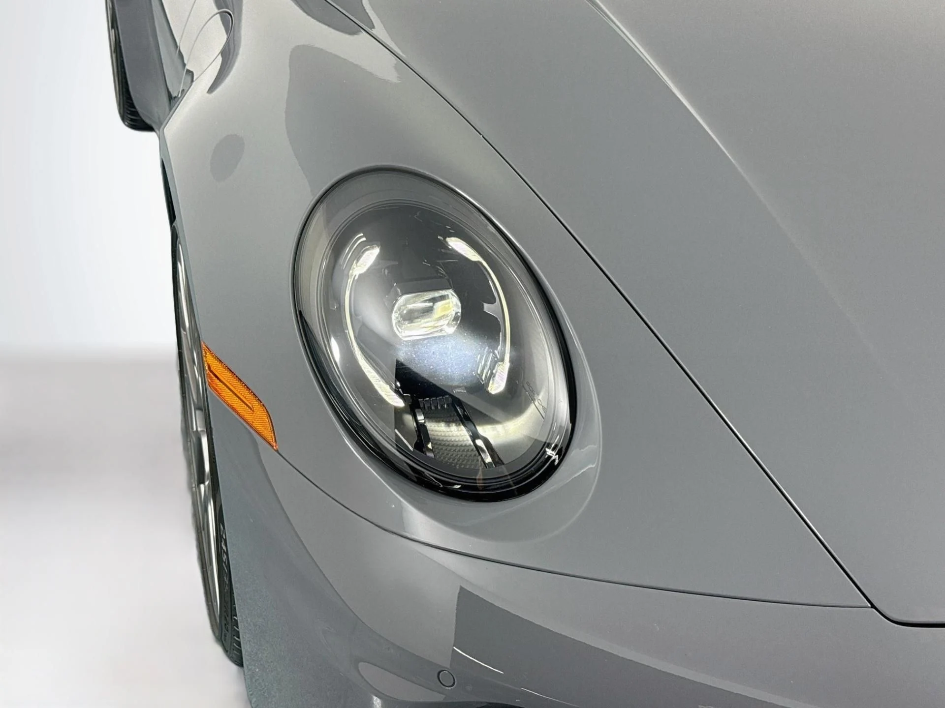 mph057_3509550865_Used_2025_Porsche_911_Carrera_S_1785951058_129de09650