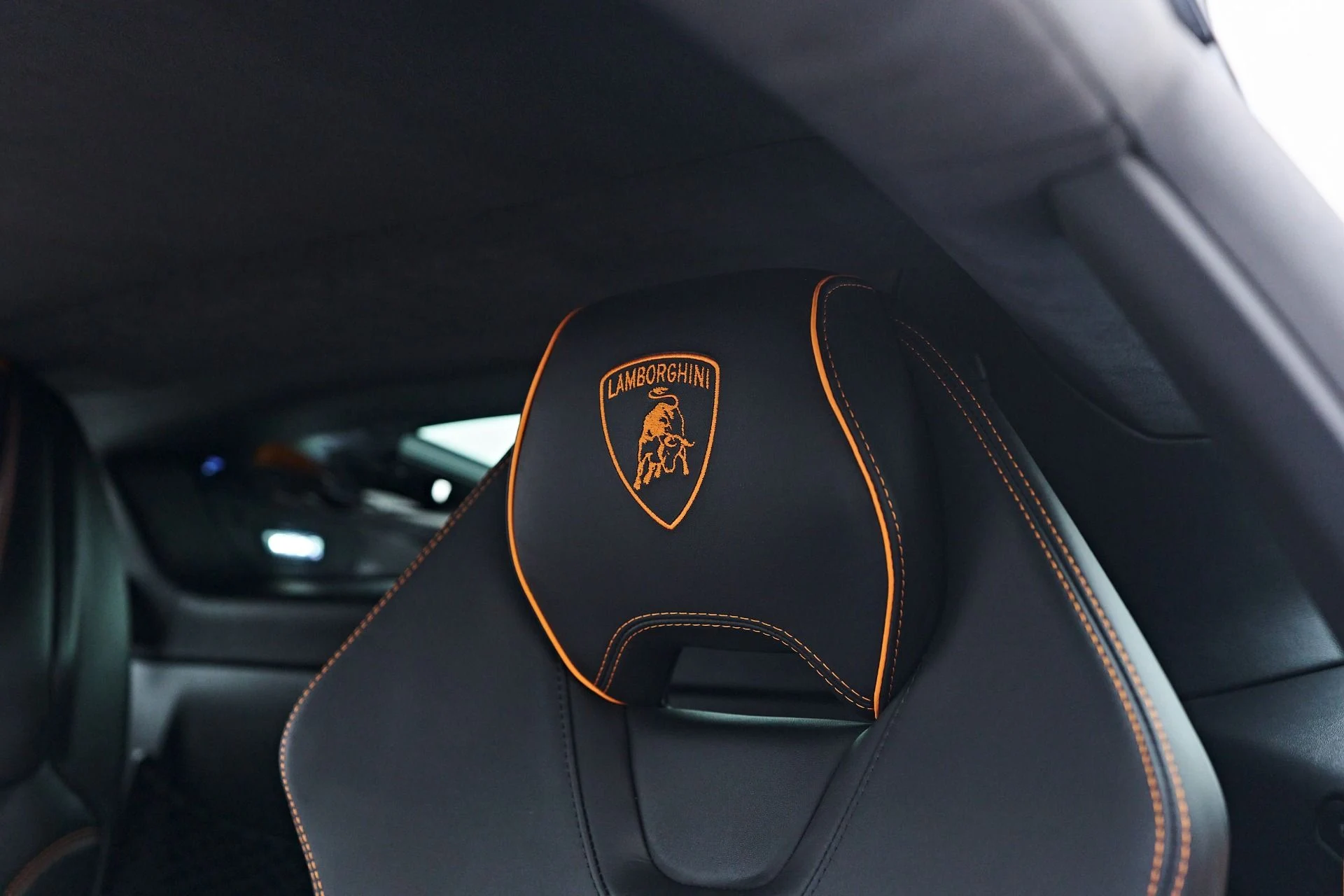 mph057_3514879708_Used_2022_Lamborghini_Huracan_EVO_Base_1755812444_add7d99c20