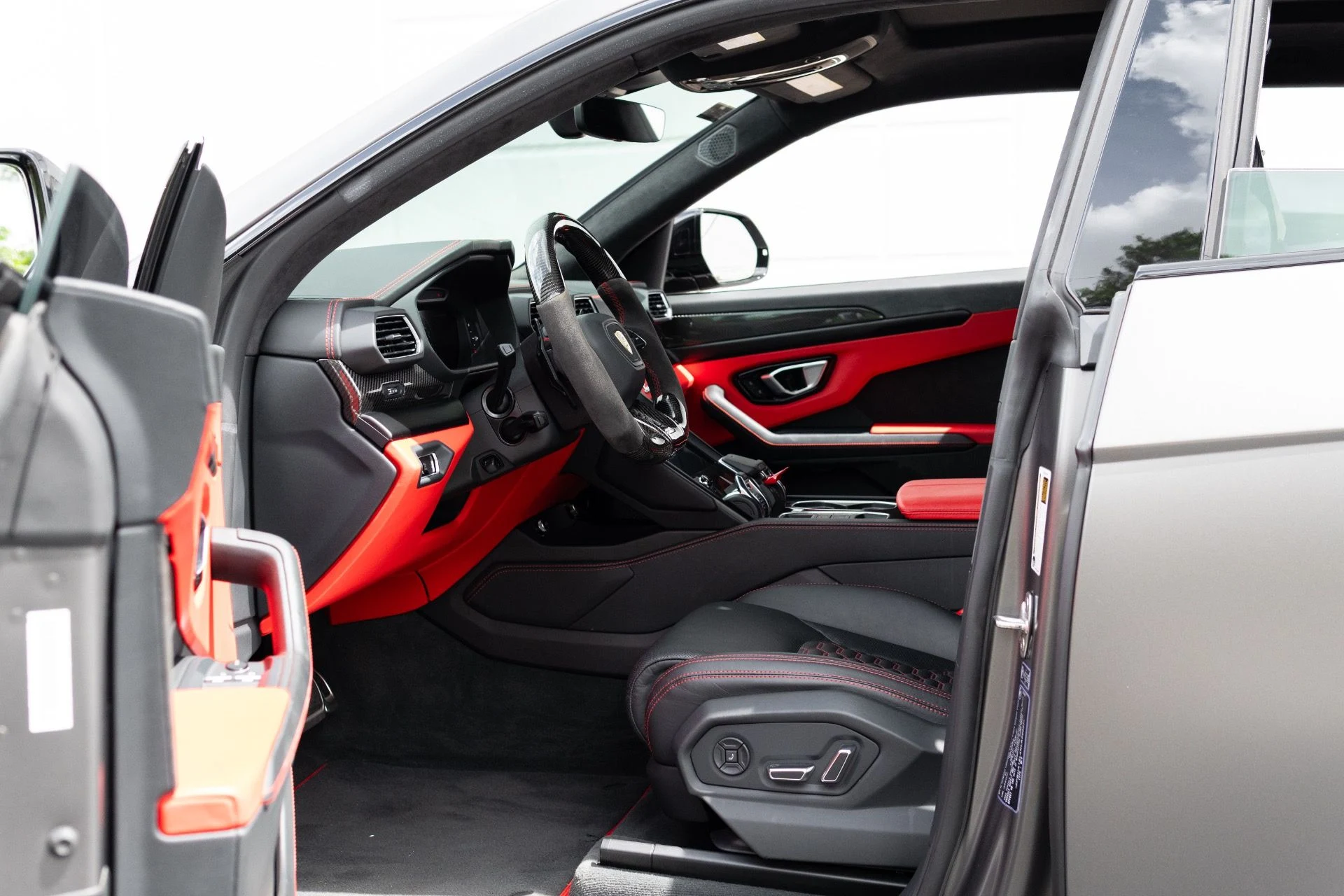 mph057_3541217194_Used_2022_Lamborghini_Urus_1773951328_bb494f14fd