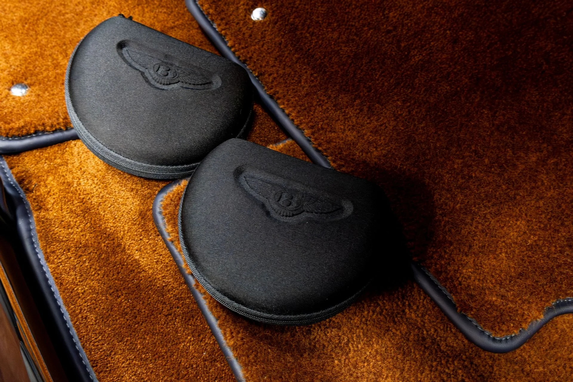 mph057_3678472557_Used_2017_Bentley_Mulsanne_Speed_1775685979_e40ab67499