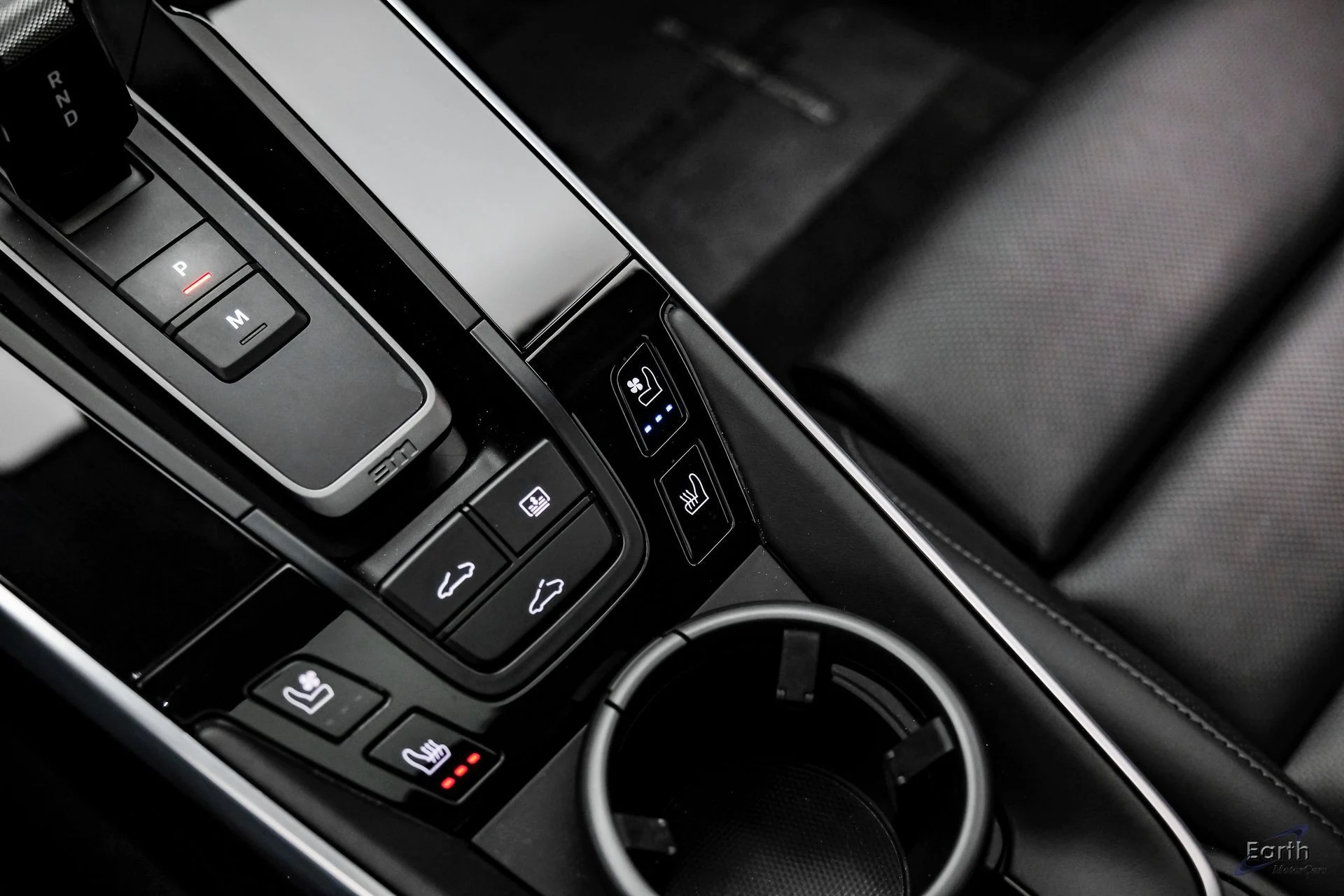 mph057_375129937_a28c95e57cff137a4bb09c11724cd1c9x_6828ac0421