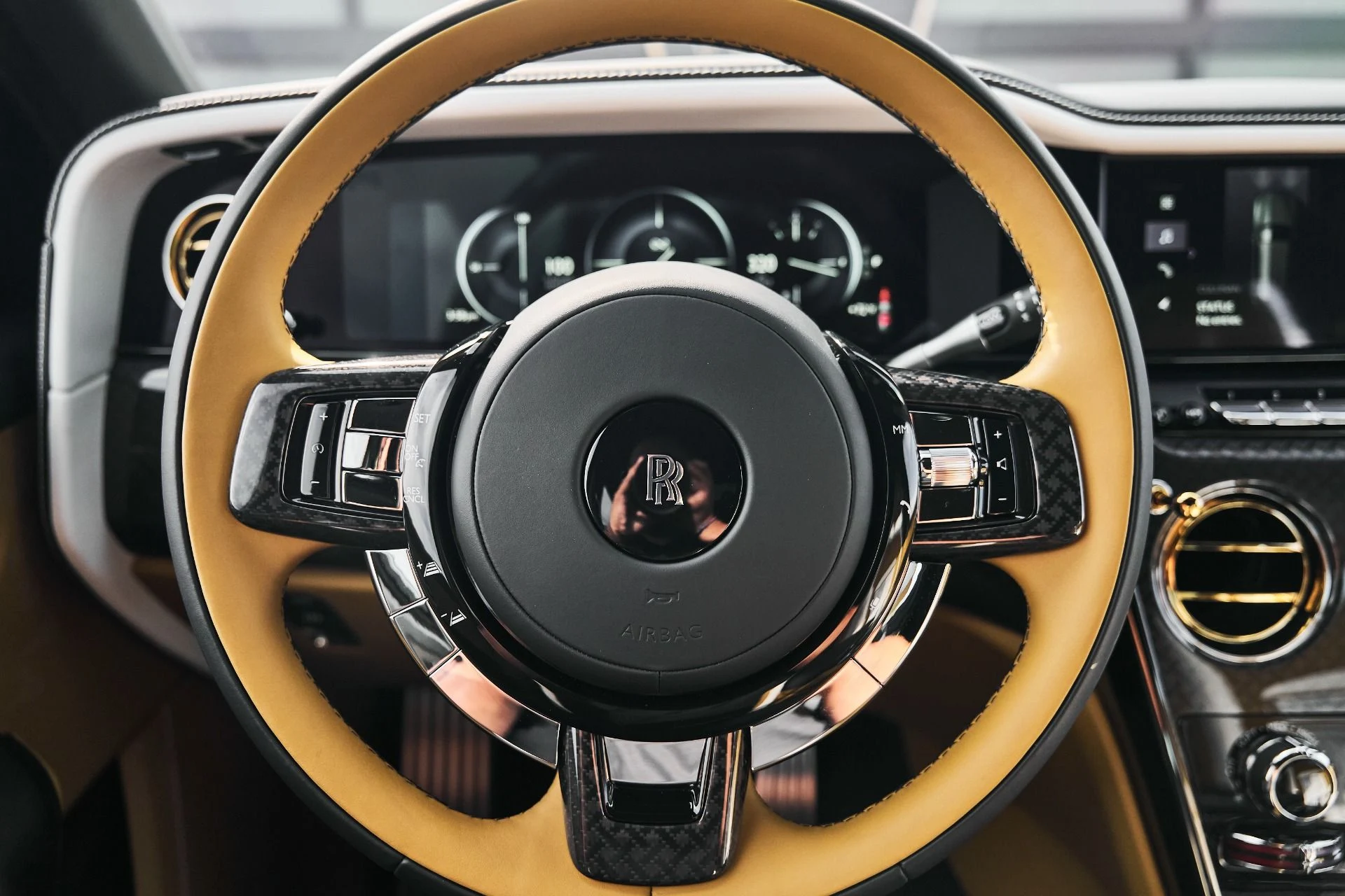 mph057_3819197133_Used_2026_Rolls_Royce_Cullinan_Black_Badge_1776556086_e306e240a5