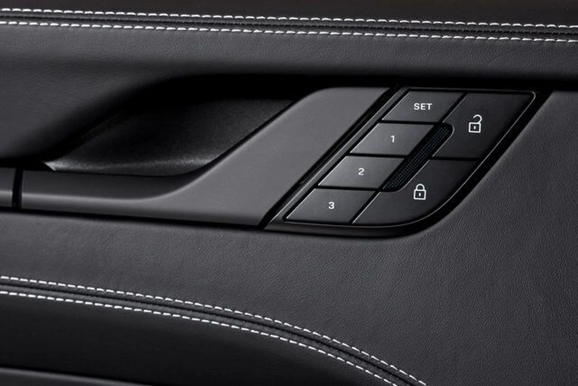 mph057_3862914386_741dcd41a5ca031c2ddb967a3497dc41x_4e30f7c799