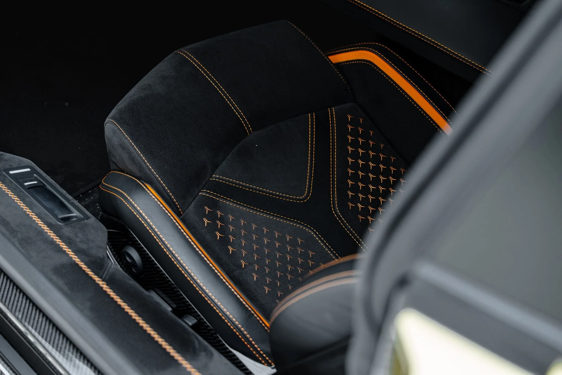 mph057_3920853727_Used_2022_Lamborghini_Aventador_LP_780_4_Ultimae_1792689520_2fe9cdb2e4