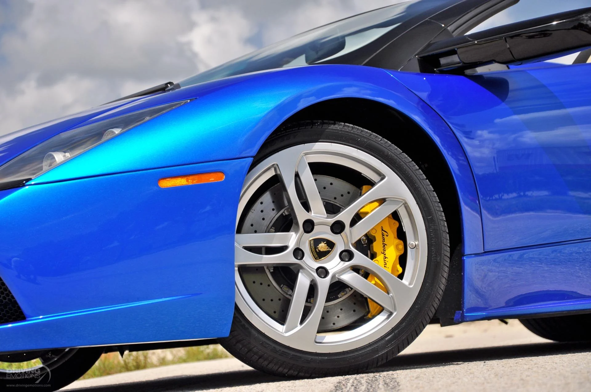 mph057_3932183614_325_p58_l_9c61b42283