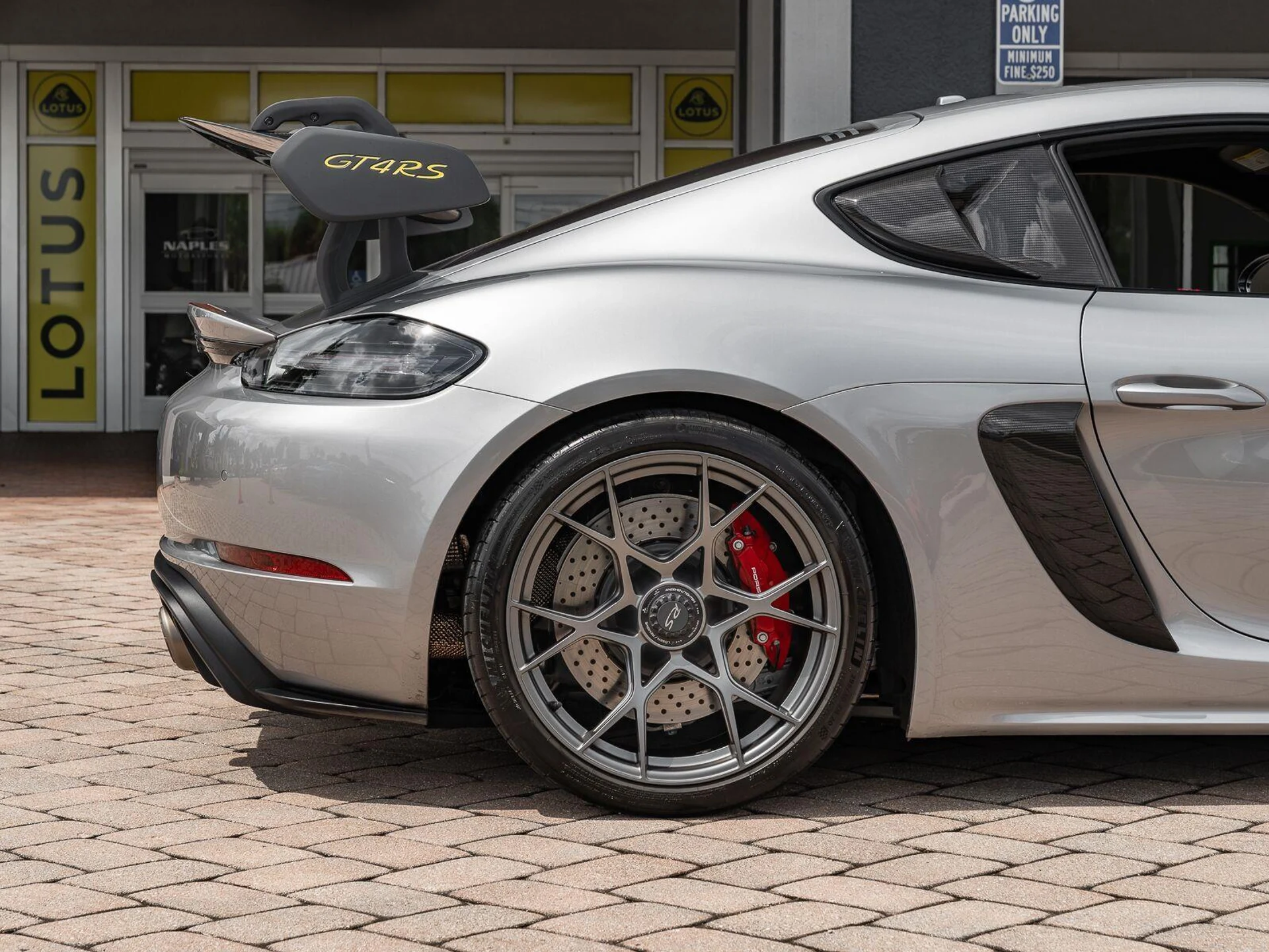 mph057_393441305_Used_2024_Porsche_718_Cayman_GT_4_RS_1790111662_724396a738
