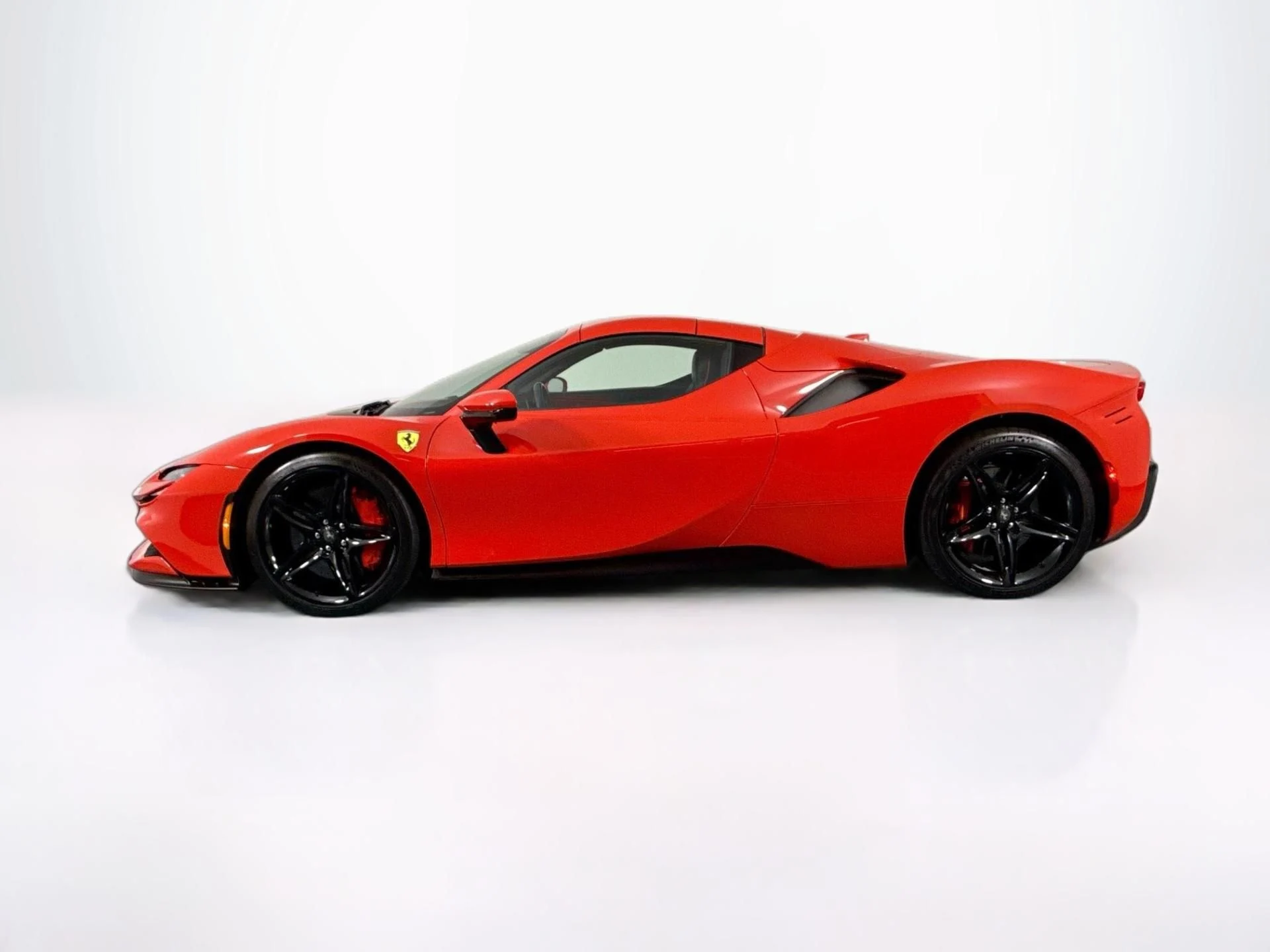 mph057_393502247_Used_2025_Ferrari_SF_90_Spider_1784143827_5eeea0434b