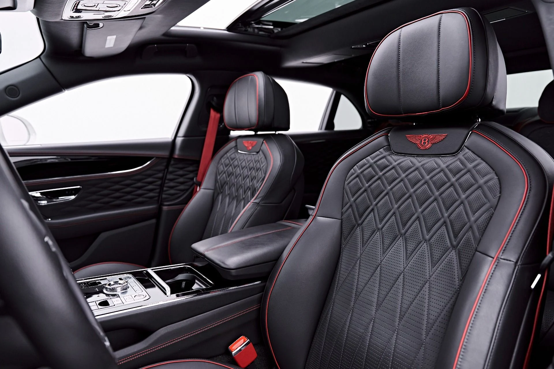 mph057_3963479309_Used_2022_Bentley_Flying_Spur_V8_1786412552_289f101879