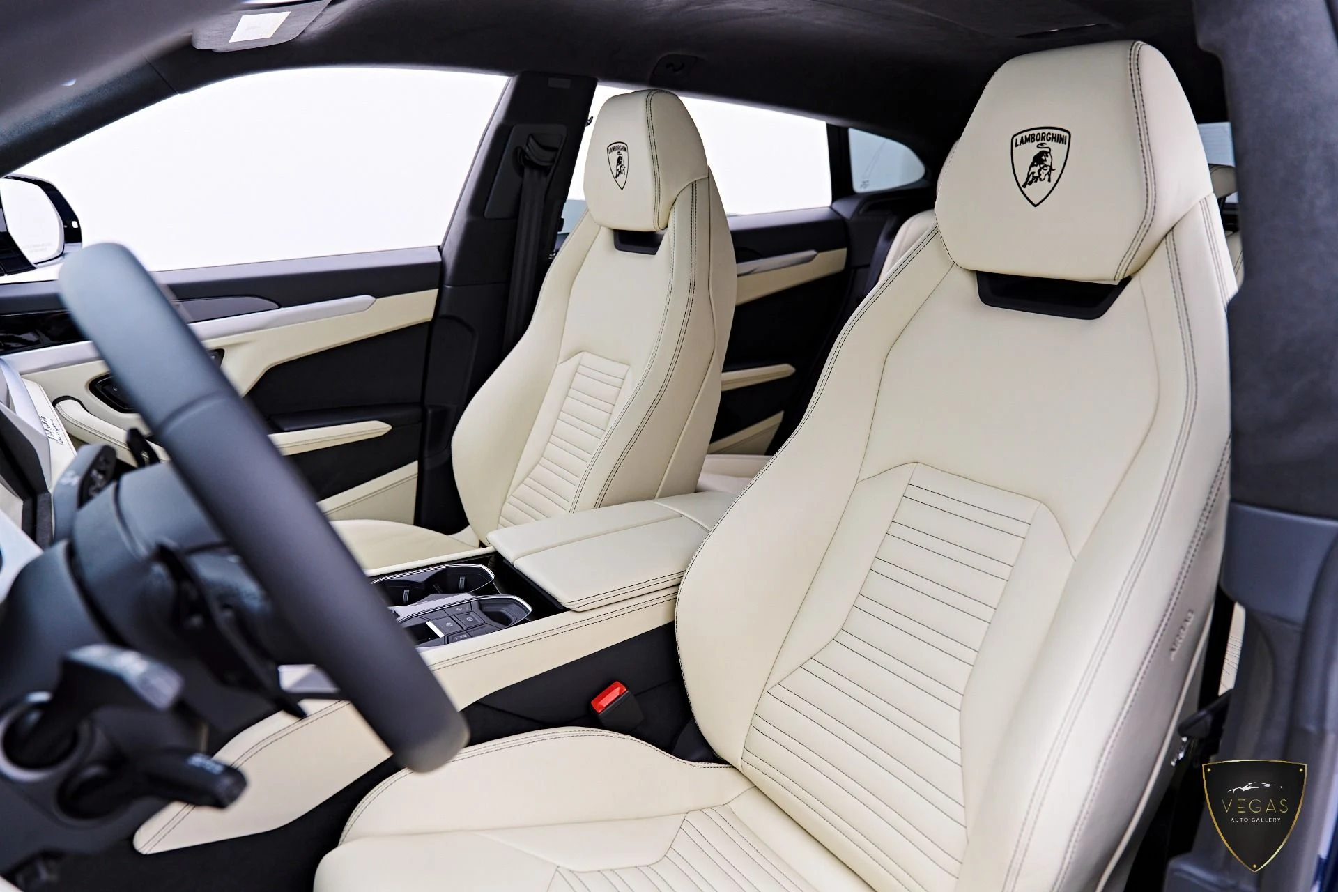 mph057_3966739171_Used_2026_Lamborghini_Urus_SE_1783419716_549095e8cd