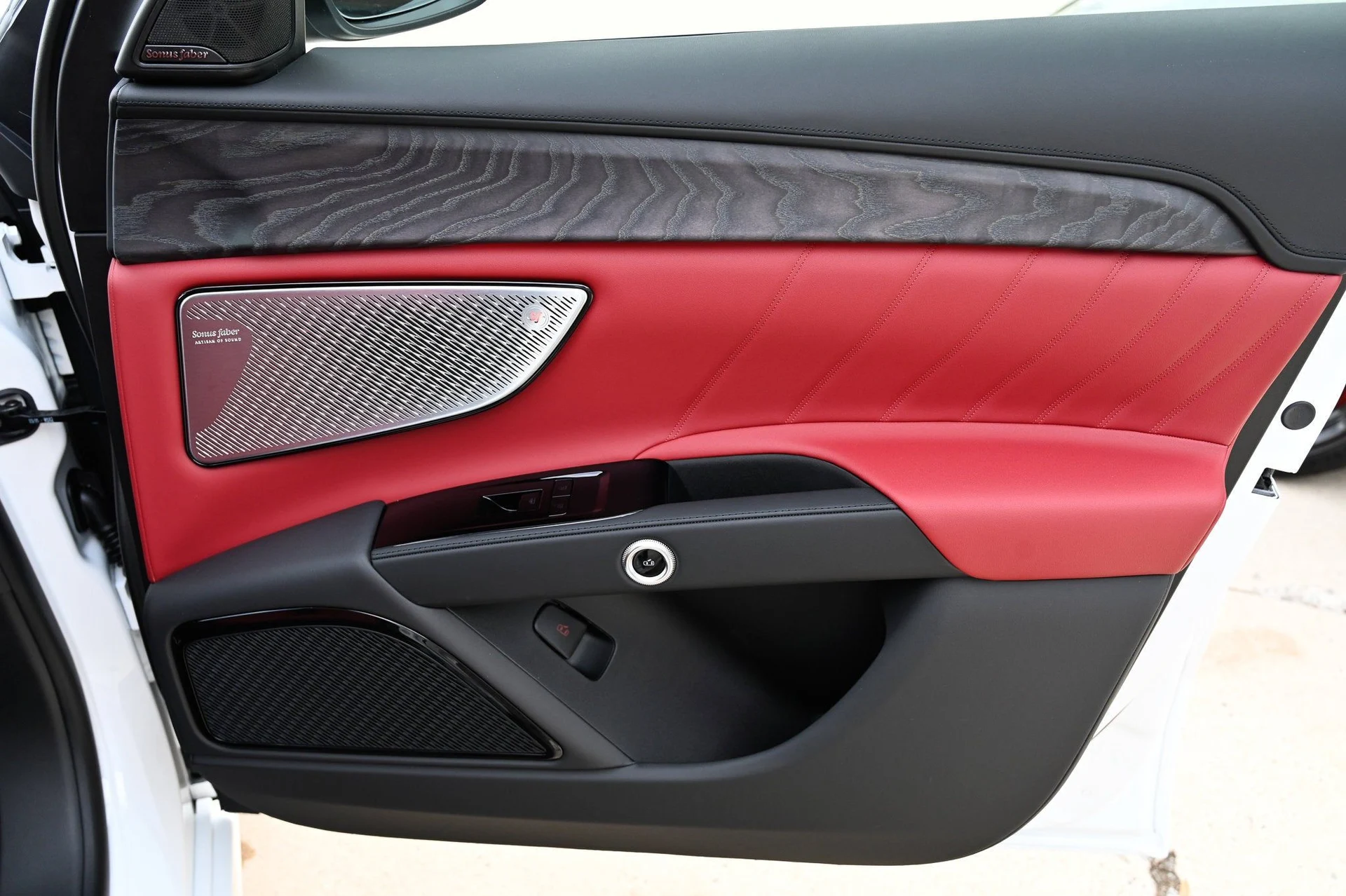 mph057_3995105392_5f04394894754e70806038fd47cda654_84e75d46f6